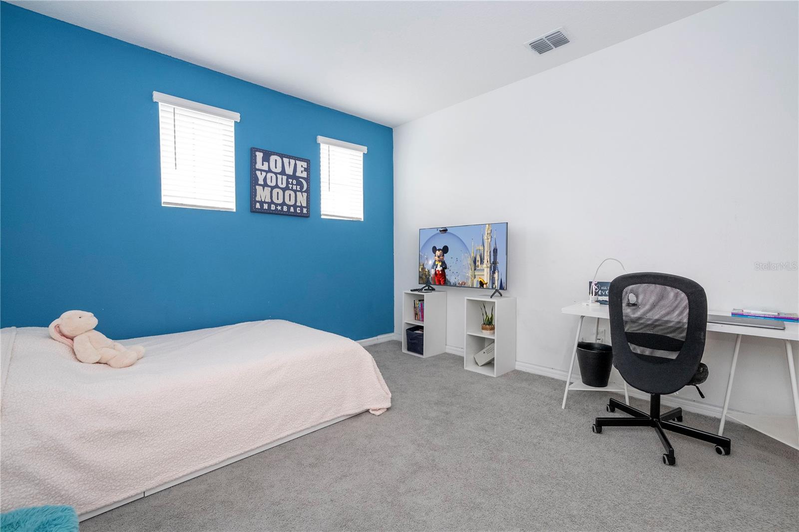 WINDING BAY PH 2 - Residential