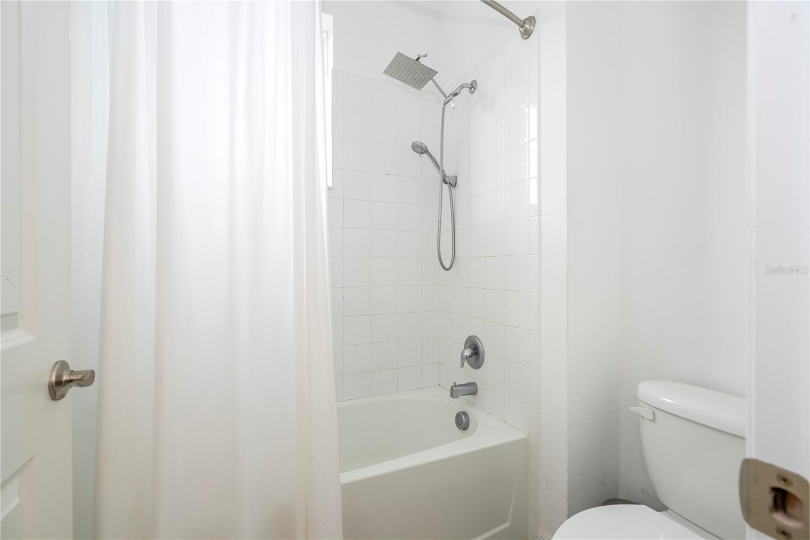 WINDING BAY PH 2 - Residential