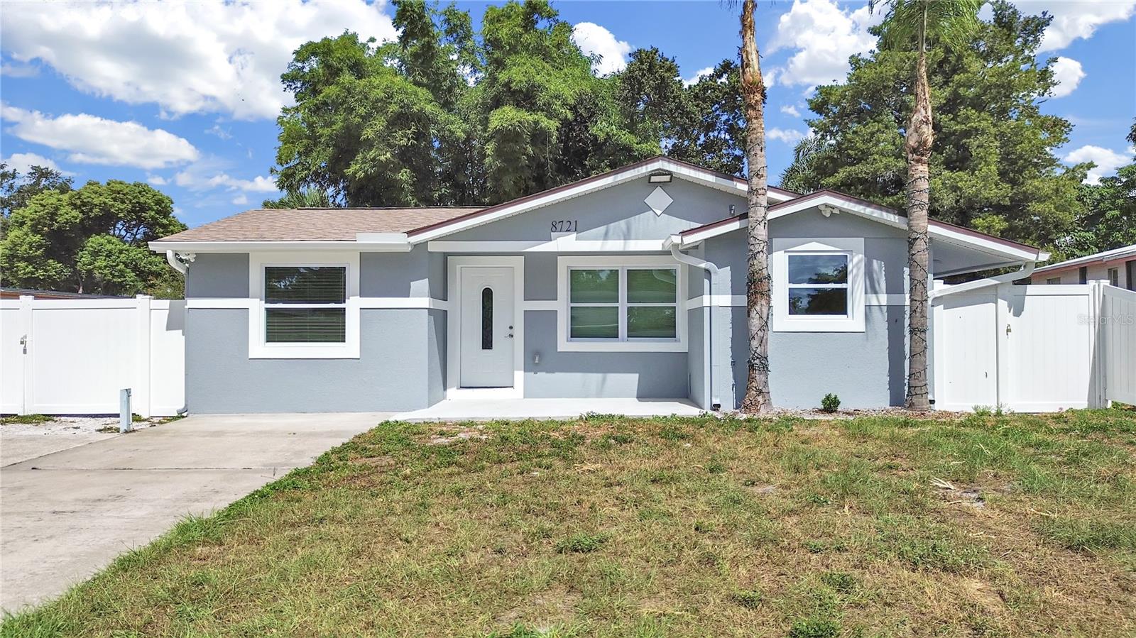 8721 N RIVER FOREST CIRCLE