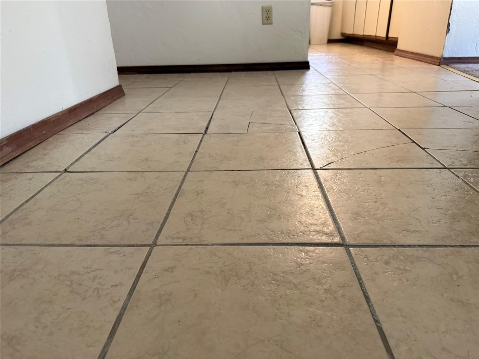 MELROSE SPGS - Residential