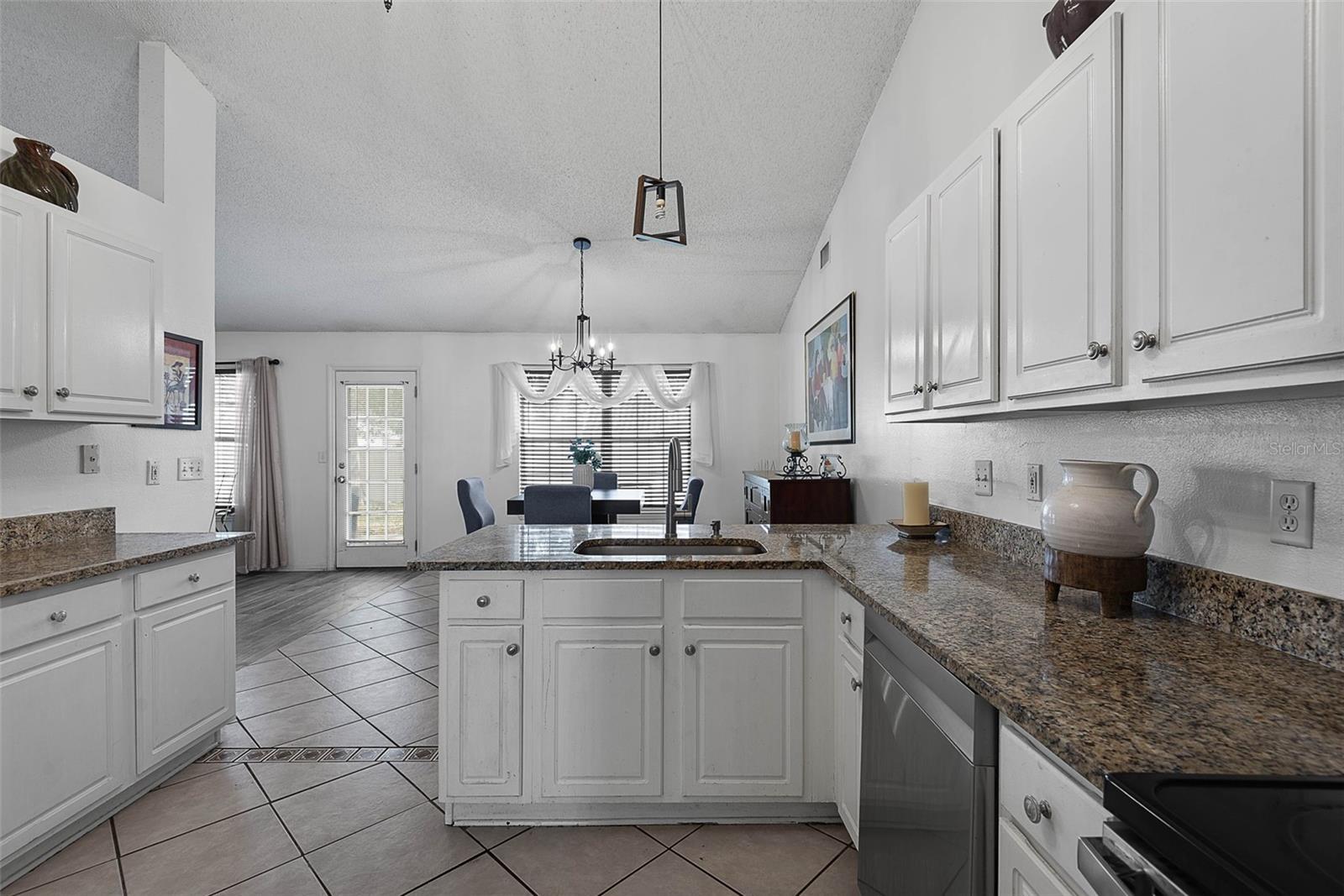 DEERWOOD REP BLK 20 PINE LAKES GOLF COURSE - Residential