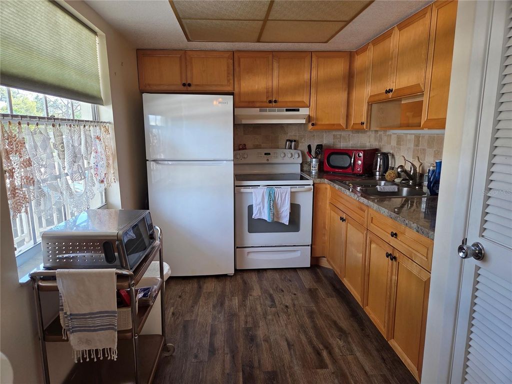 Photo of 960 Virginia Street #207, Dunedin, FL 34698 (MLS # TB8480519)