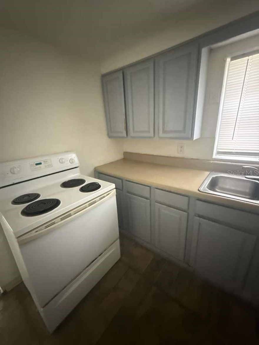 This charming property located at 408 Takoma St offers easy access to local amenities and features a quiet neighborhood atmosphere. It is an ideal home for those seeking the convenience of city living while maintaining a sense of tranquility. With a prime location in Orlando’s Fleming Heights, this property is just minutes away from local parks, schools, and public transportation.