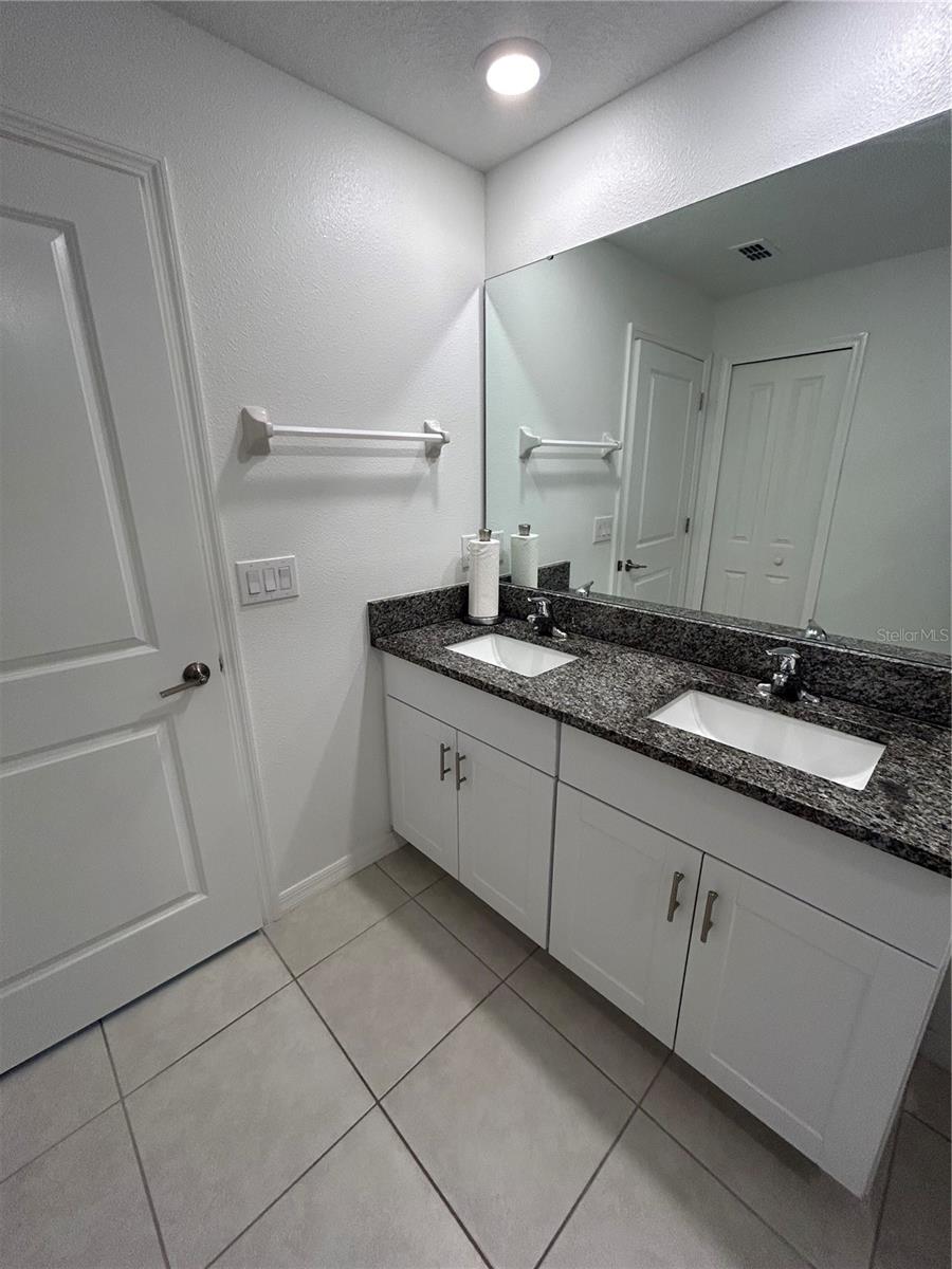 SADDLE CREEK - Residential