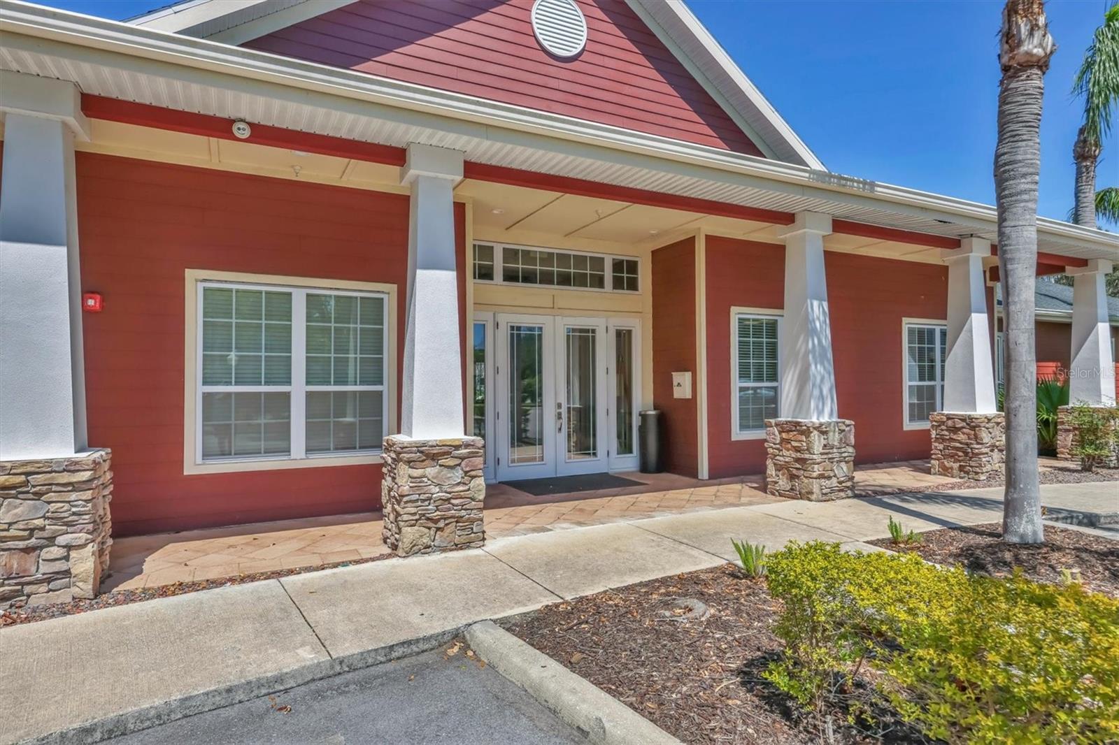 ADMIRALS WALK - Residential