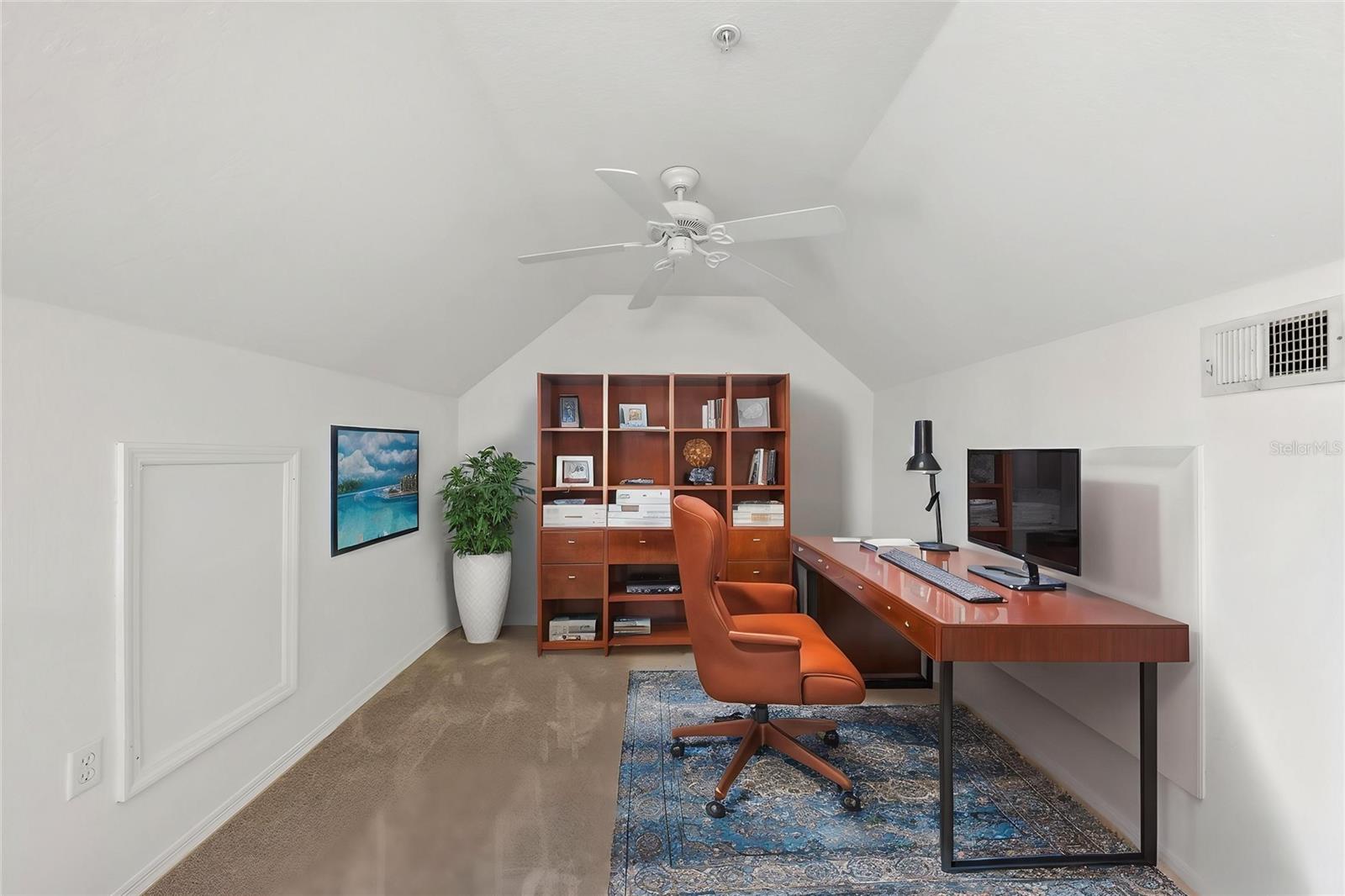 ADMIRALS WALK - Residential