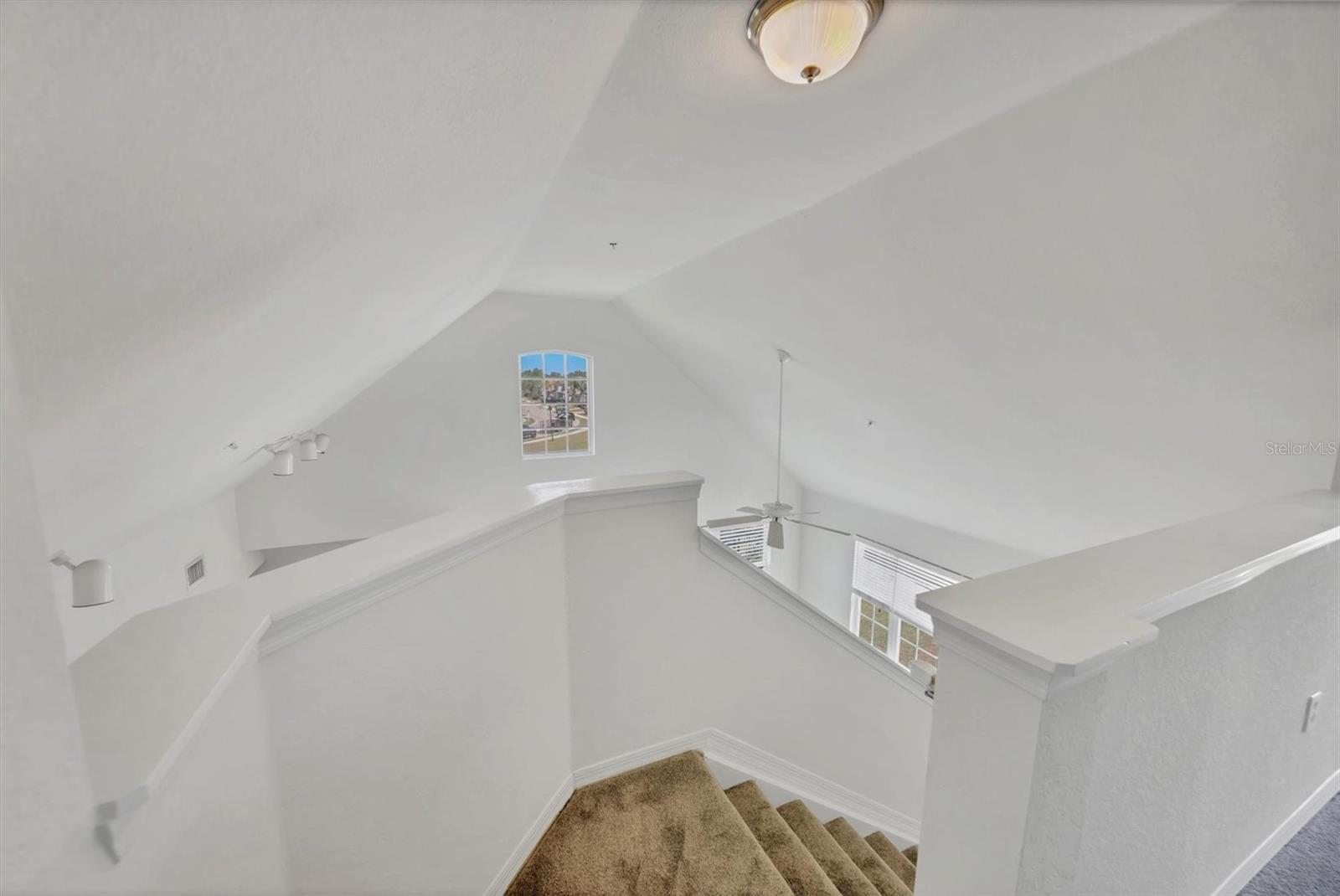 ADMIRALS WALK - Residential