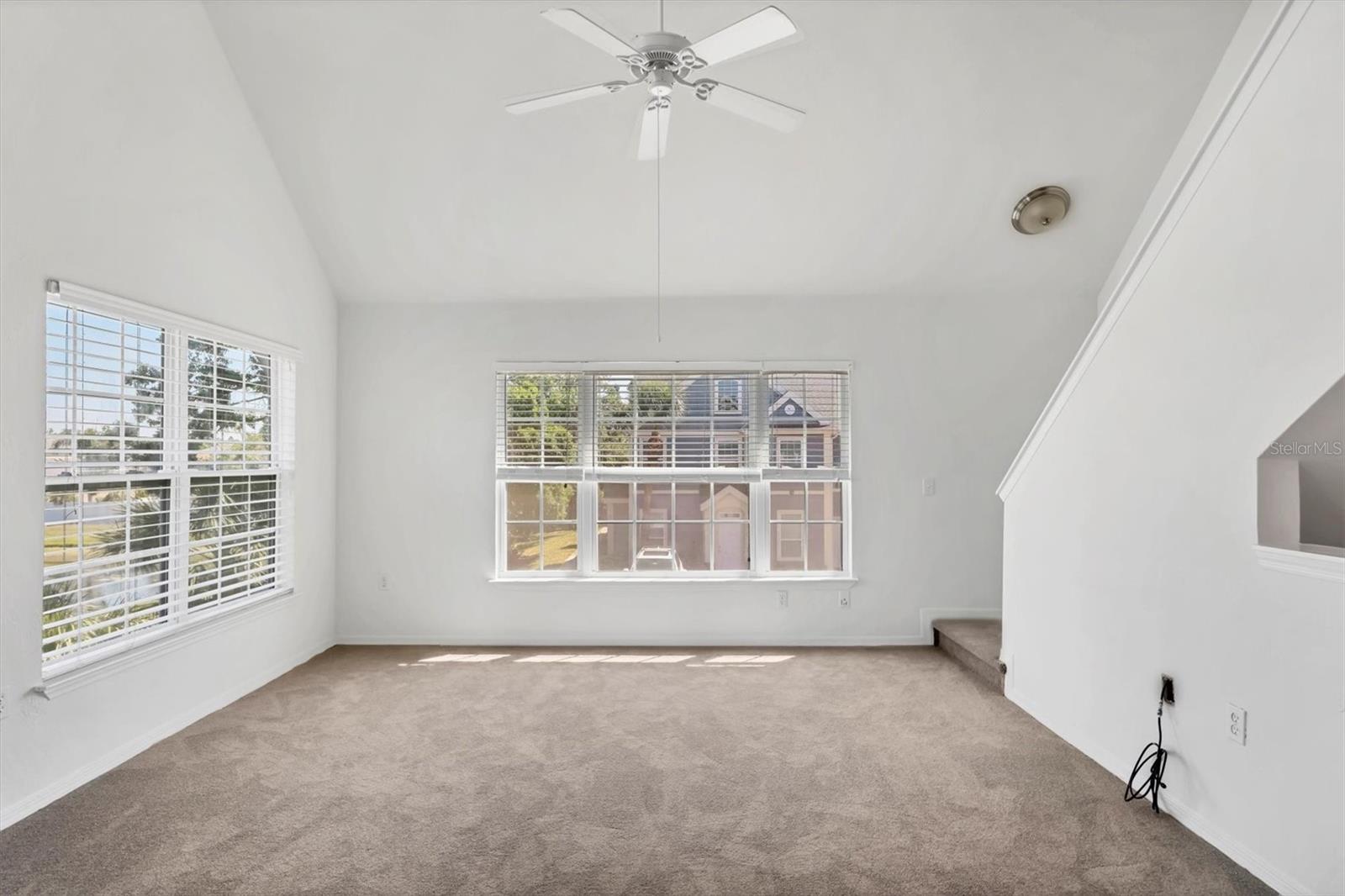 ADMIRALS WALK - Residential