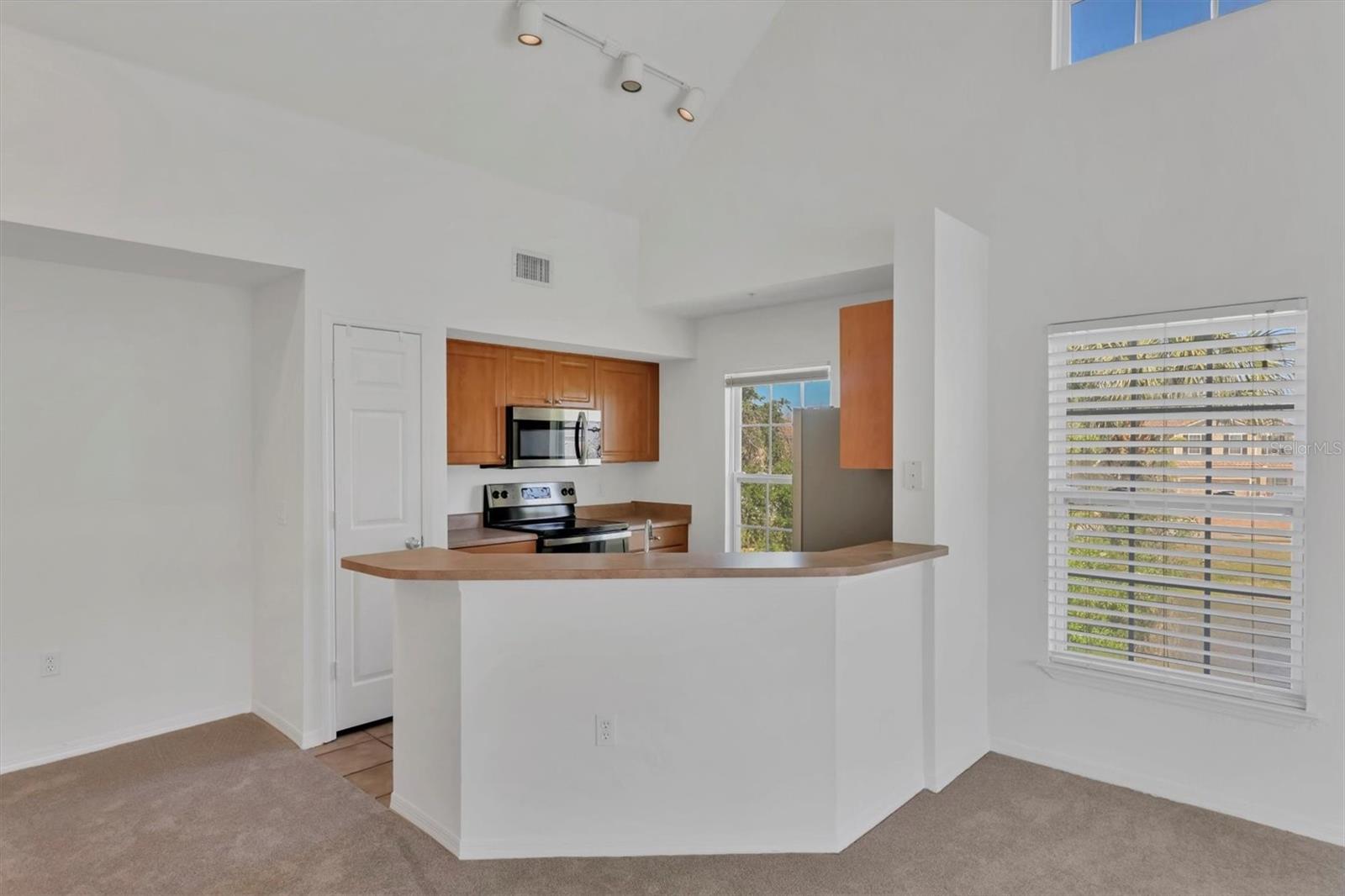 ADMIRALS WALK - Residential