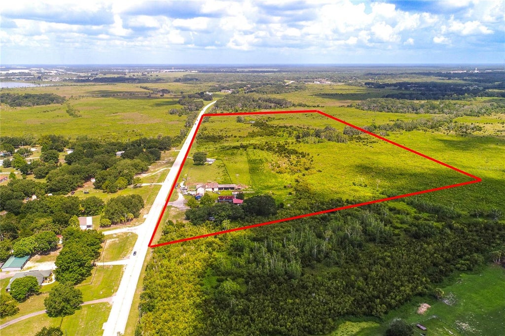 Photo of 4706 County Road 557a, Polk City, FL 33868 (MLS # L4962614)