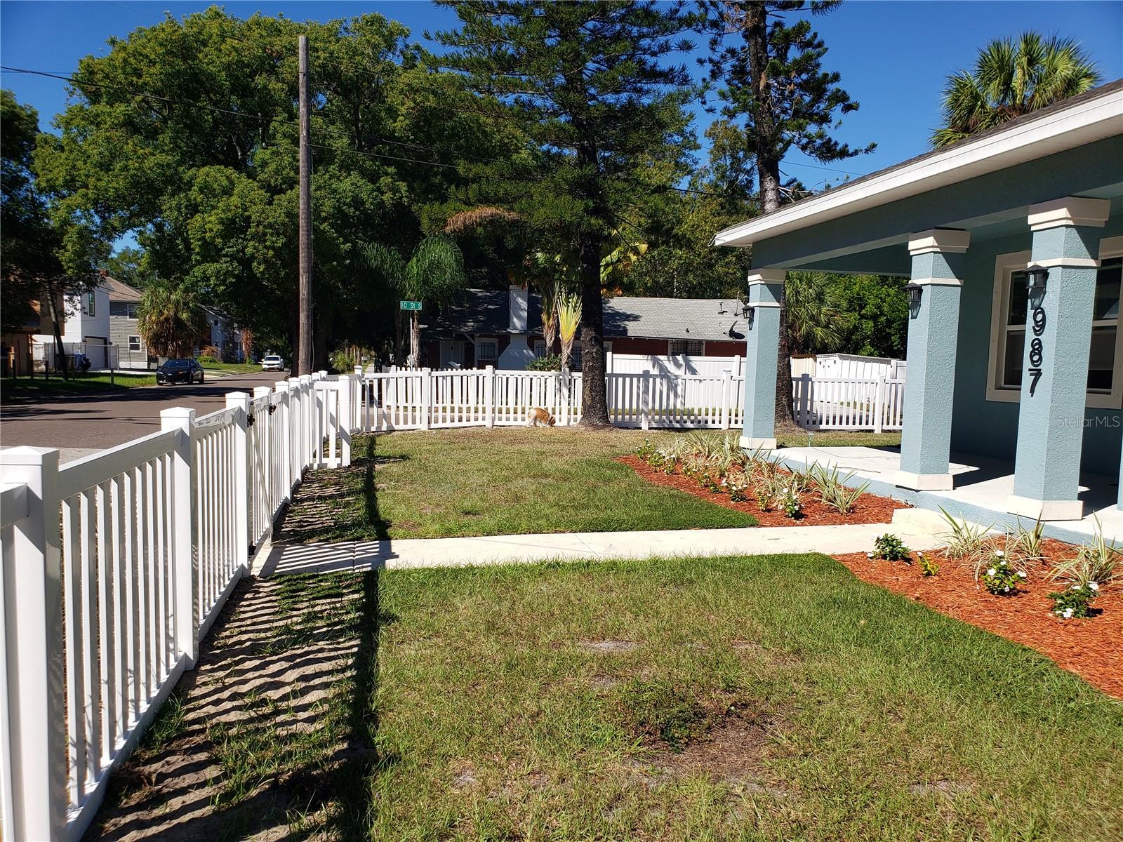 GREENWOOD PARK - Residential Lease