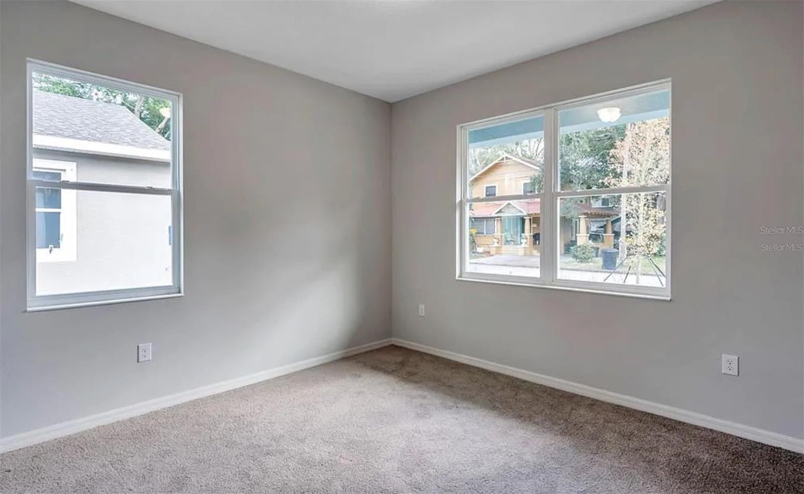 GREENWOOD PARK - Residential Lease