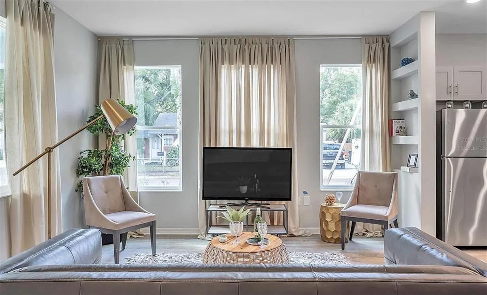 GREENWOOD PARK - Residential Lease