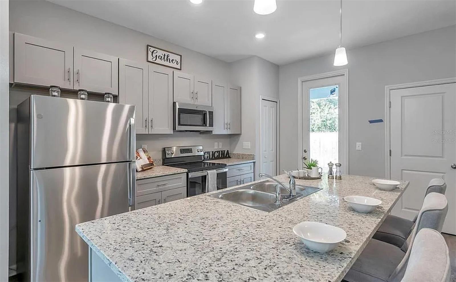 GREENWOOD PARK - Residential Lease