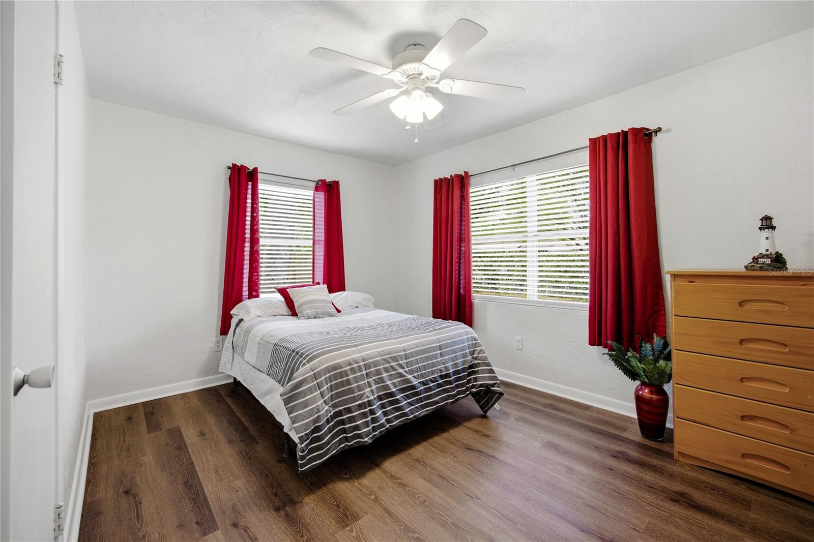 JACKS SUB REP LAKE FOREST EMS - Residential