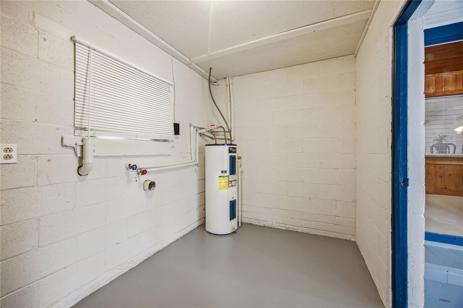 JACKS SUB REP LAKE FOREST EMS - Residential