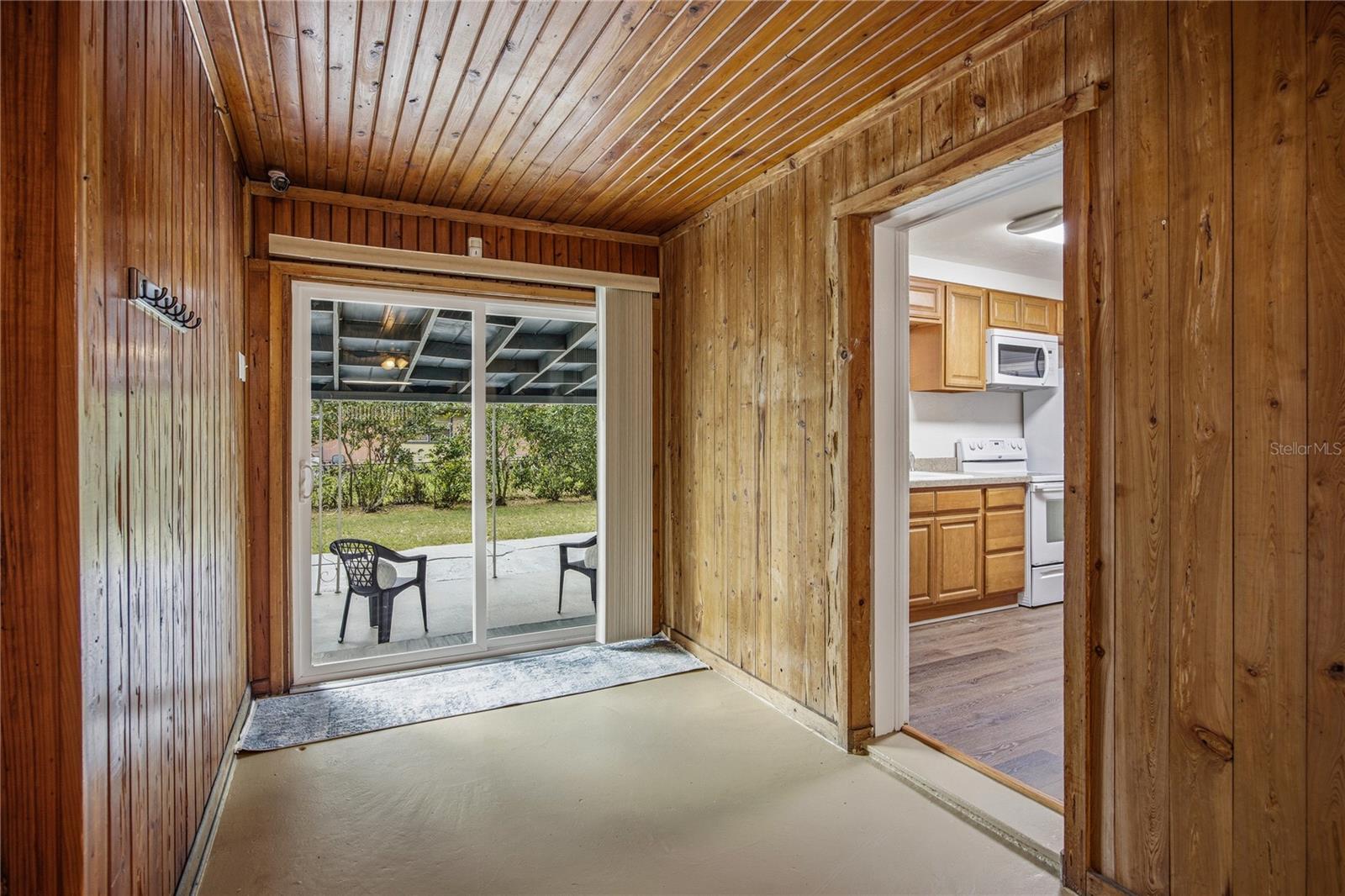 JACKS SUB REP LAKE FOREST EMS - Residential