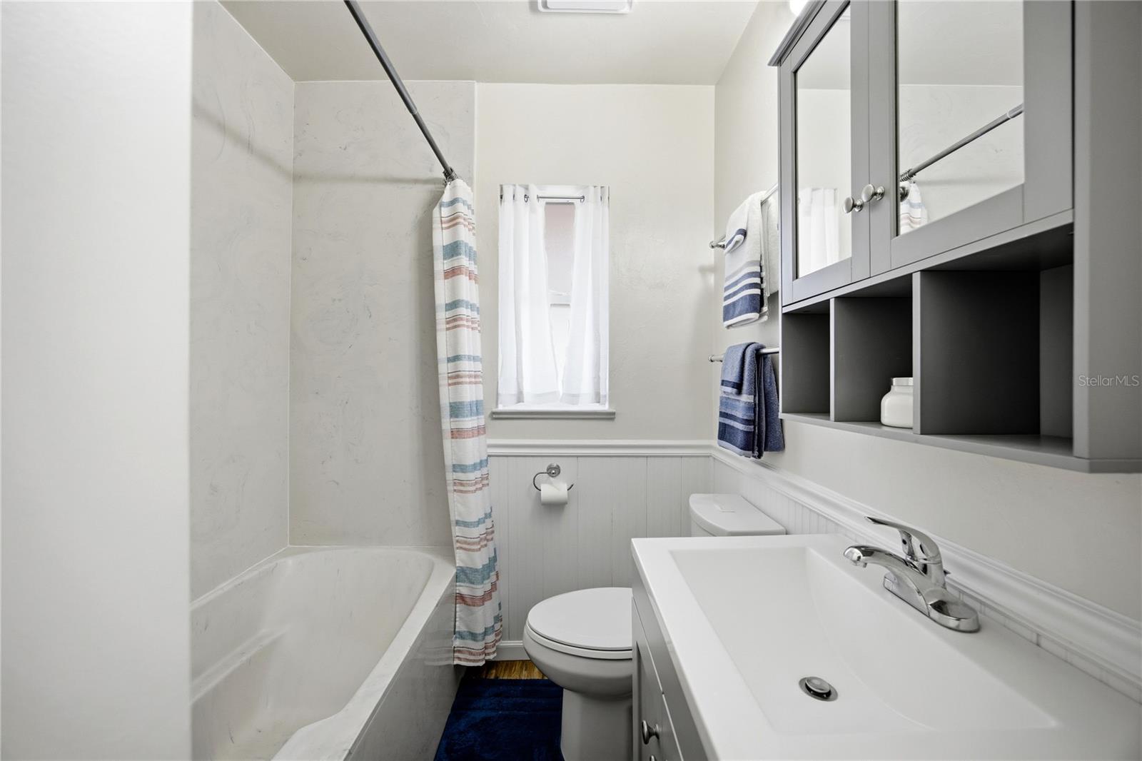 JACKS SUB REP LAKE FOREST EMS - Residential