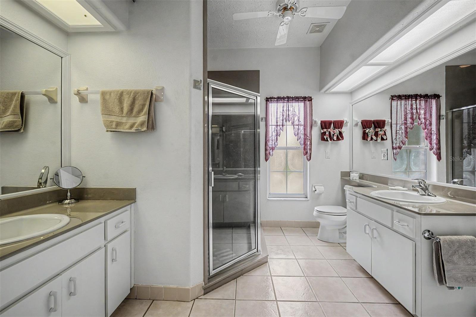 SILVER OAKS - Residential