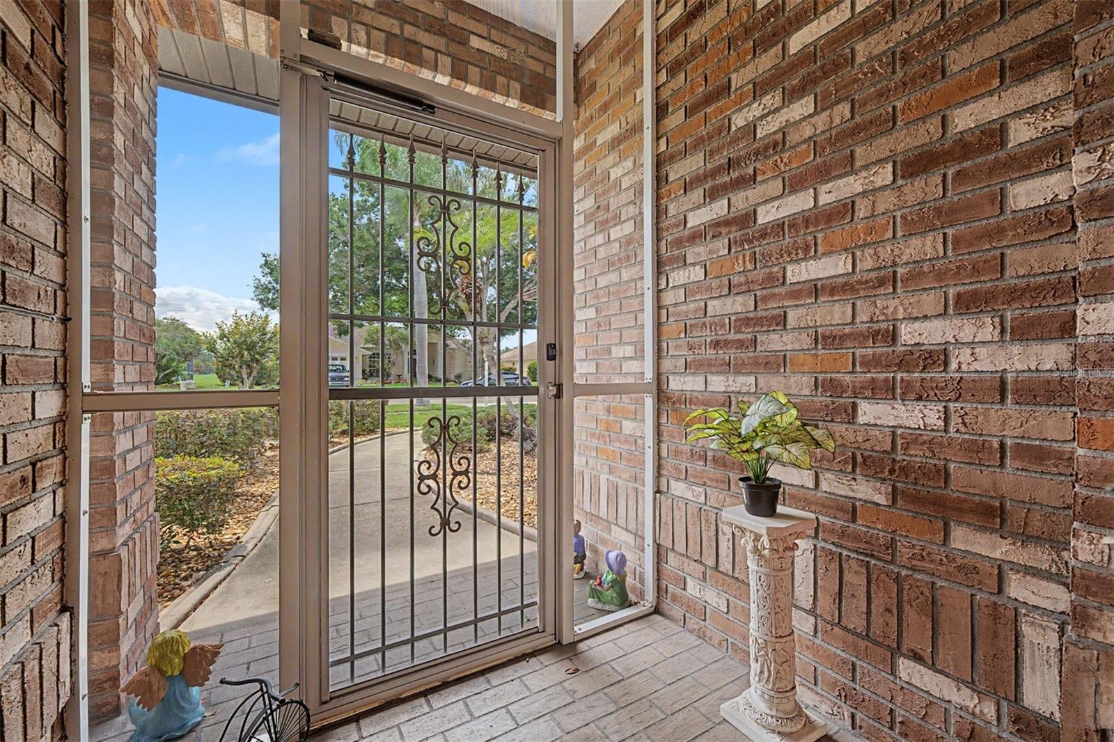 SILVER OAKS - Residential