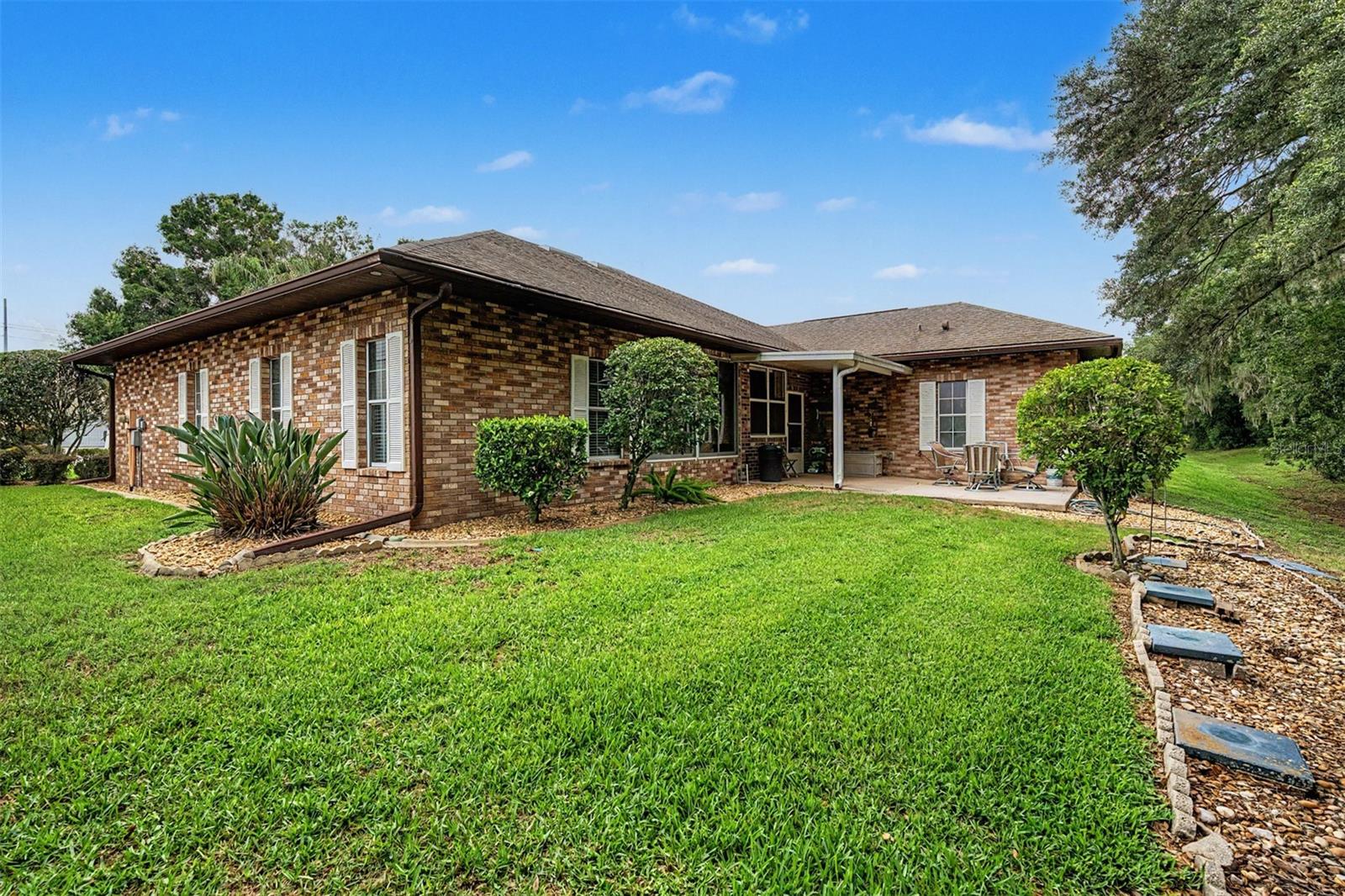 SILVER OAKS - Residential