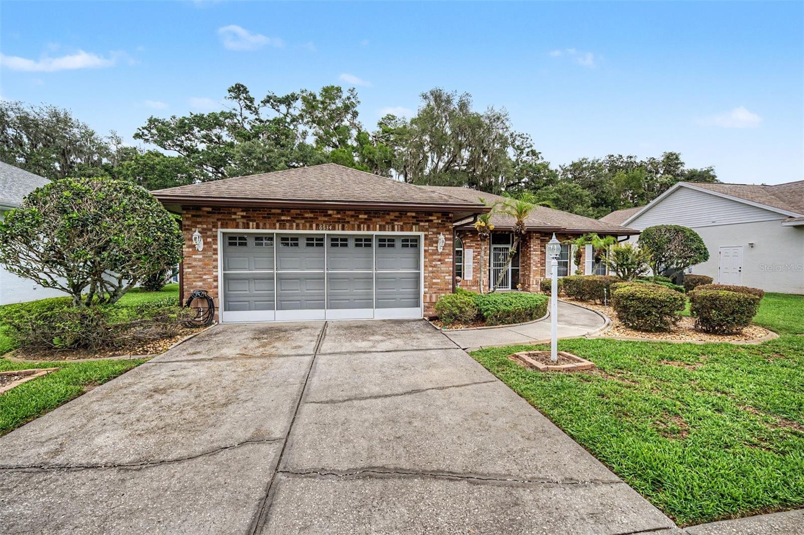 SILVER OAKS - Residential