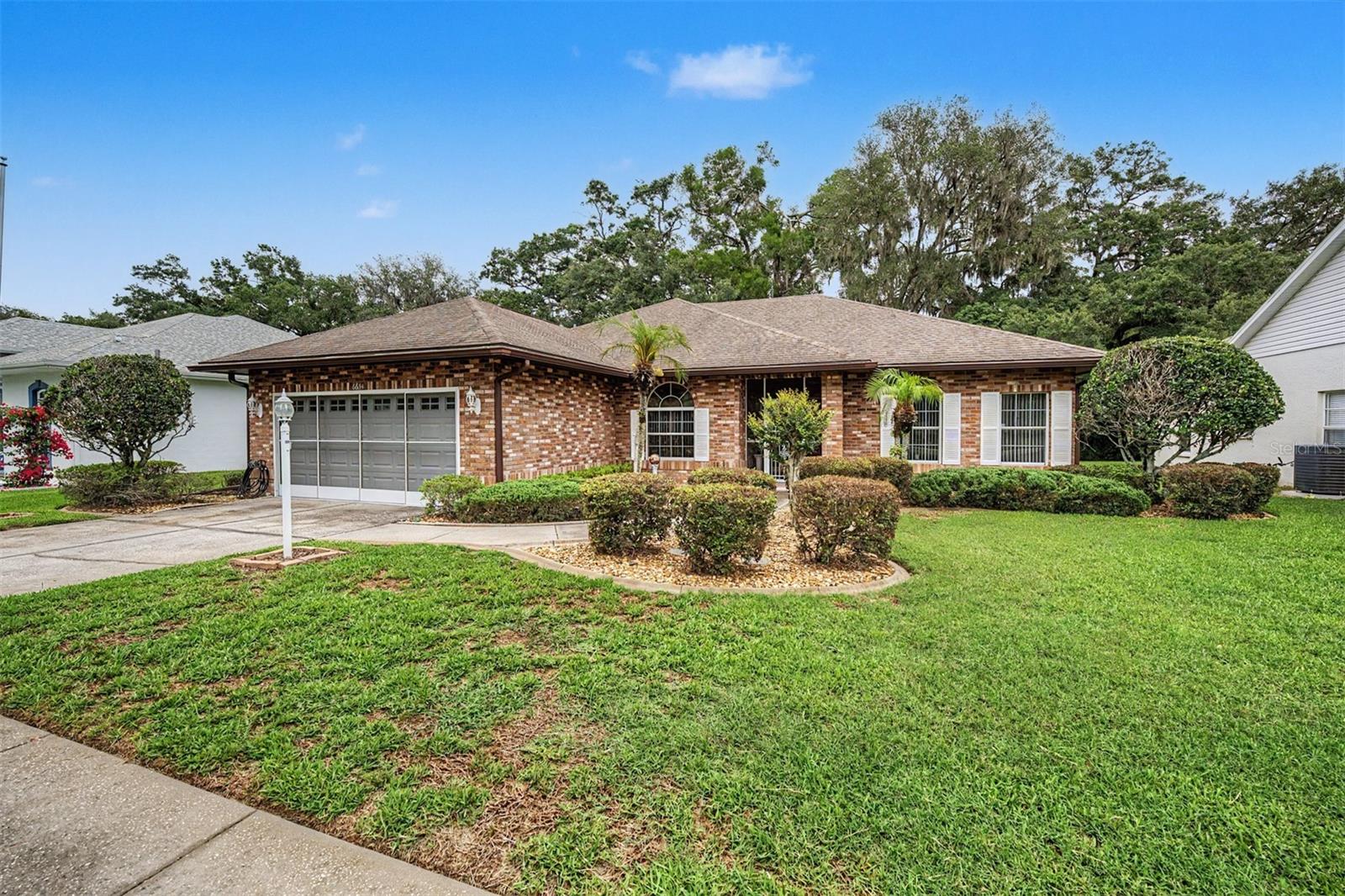 SILVER OAKS - Residential