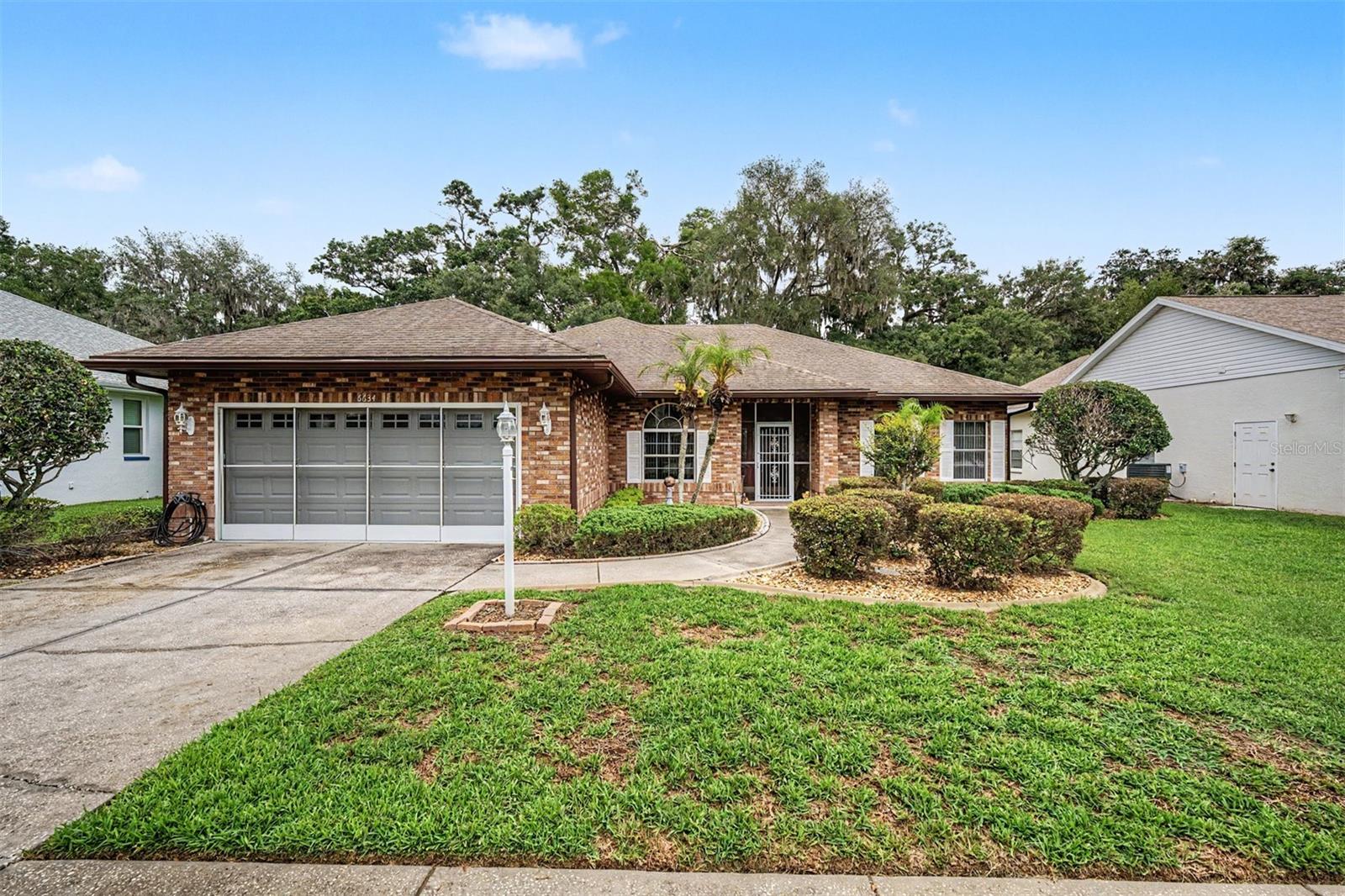 SILVER OAKS - Residential