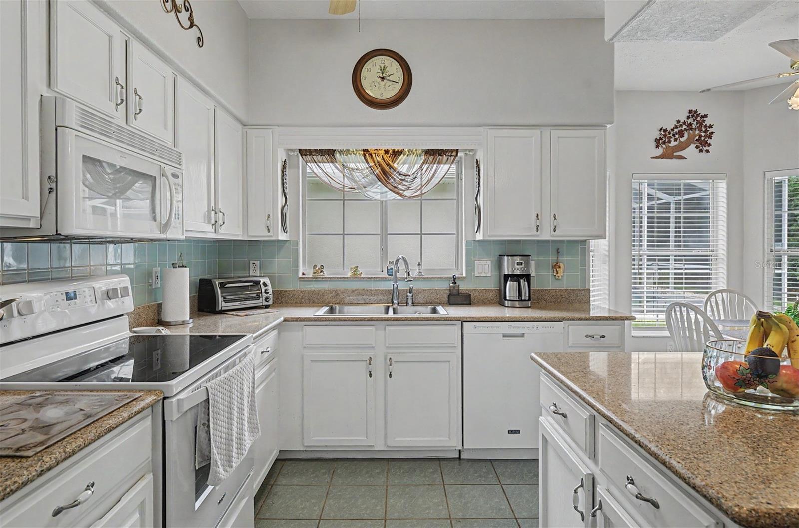 SILVER OAKS - Residential