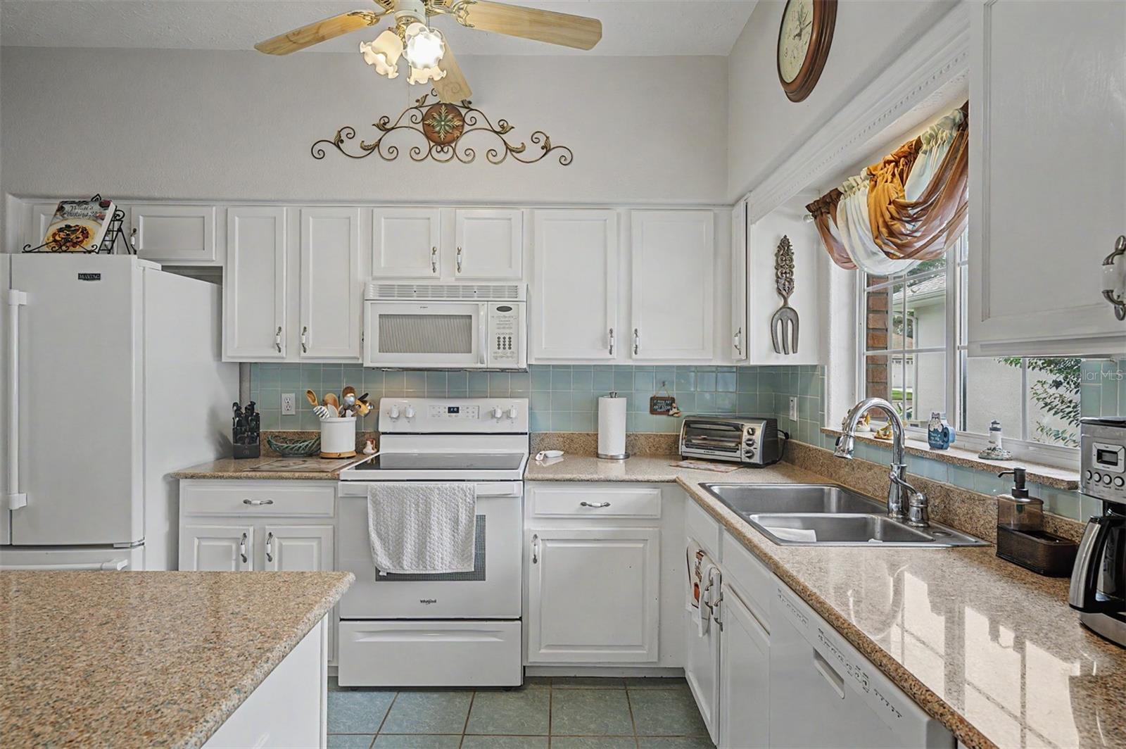 SILVER OAKS - Residential