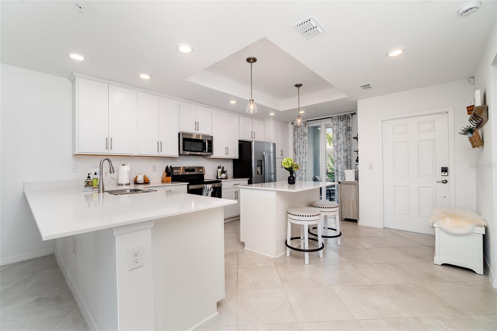 15940 GRASSLAND LANE 2512