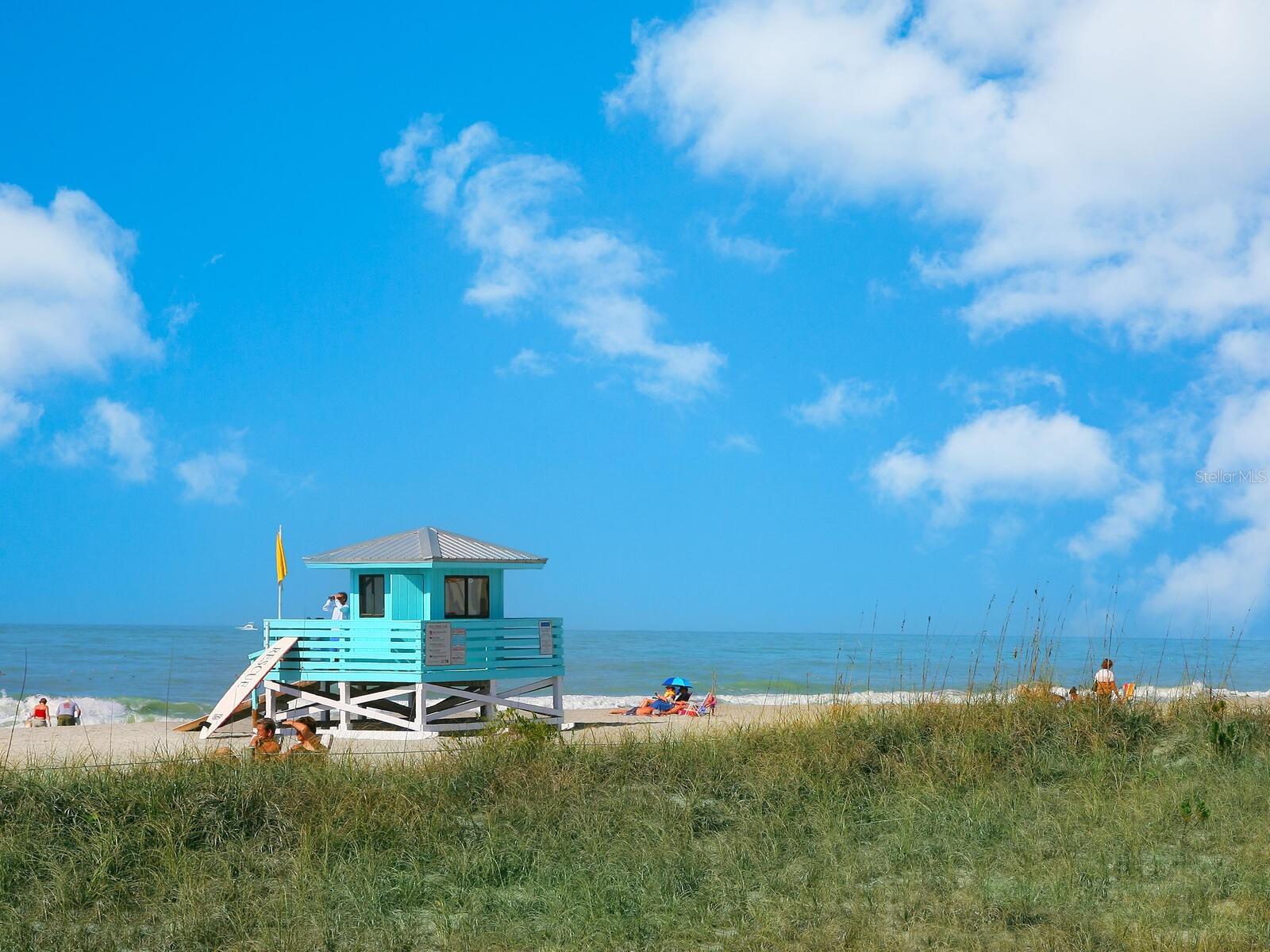 LAKESIDE WOODS - Residential