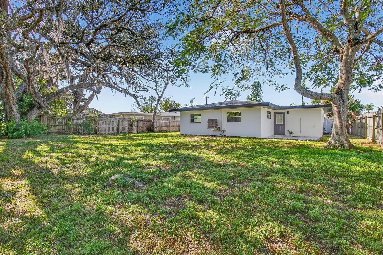 BAYWOOD VILLAGE - Residential