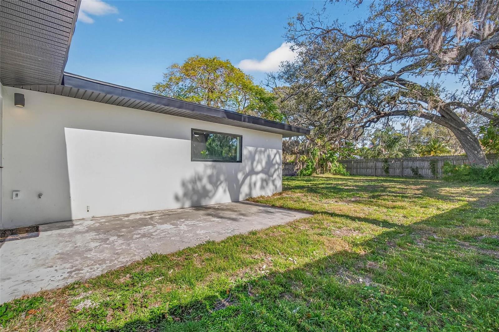 BAYWOOD VILLAGE - Residential