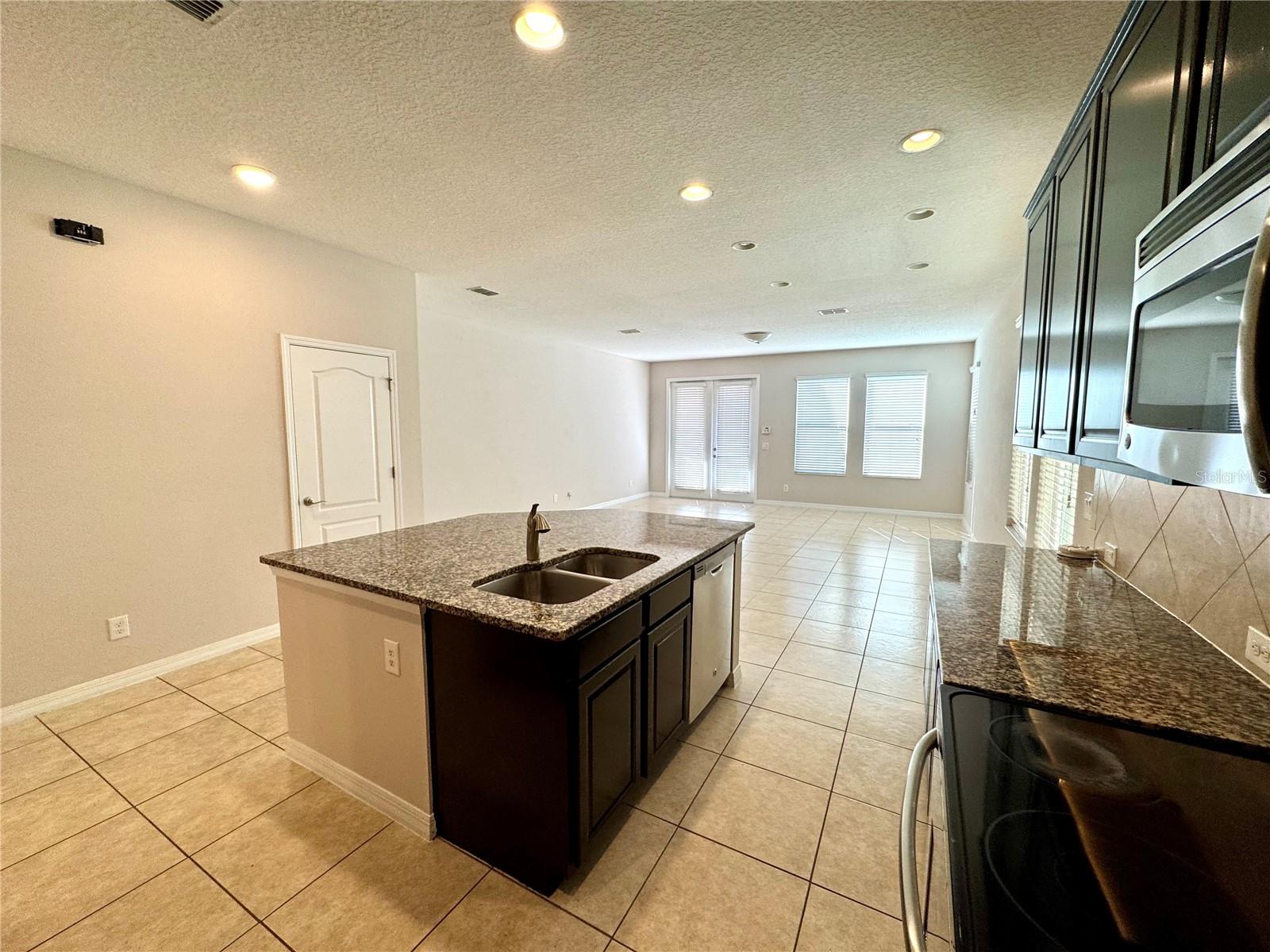 LAKE BURDEN SOUTH PH 2 - Residential Lease