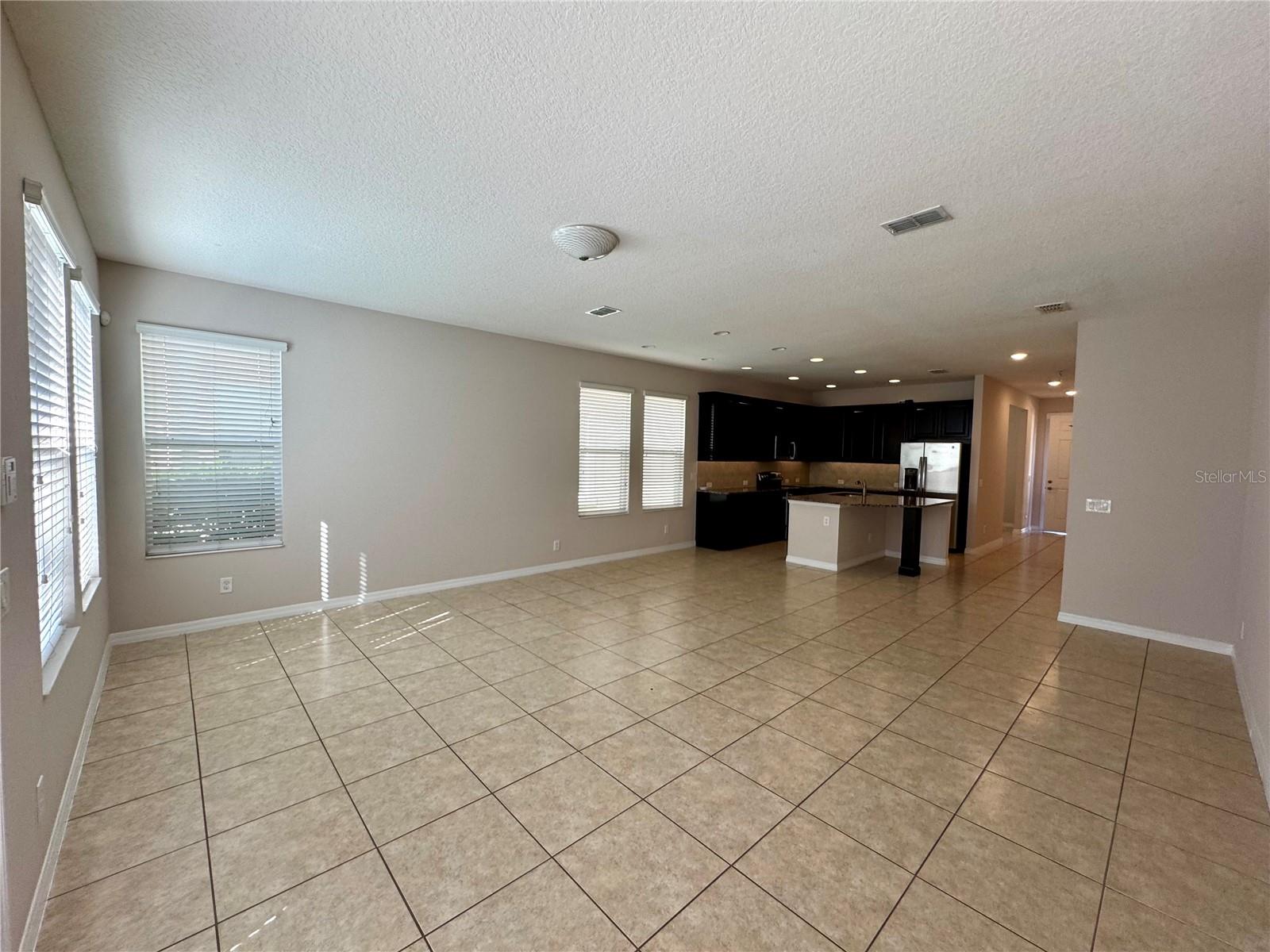 LAKE BURDEN SOUTH PH 2 - Residential Lease