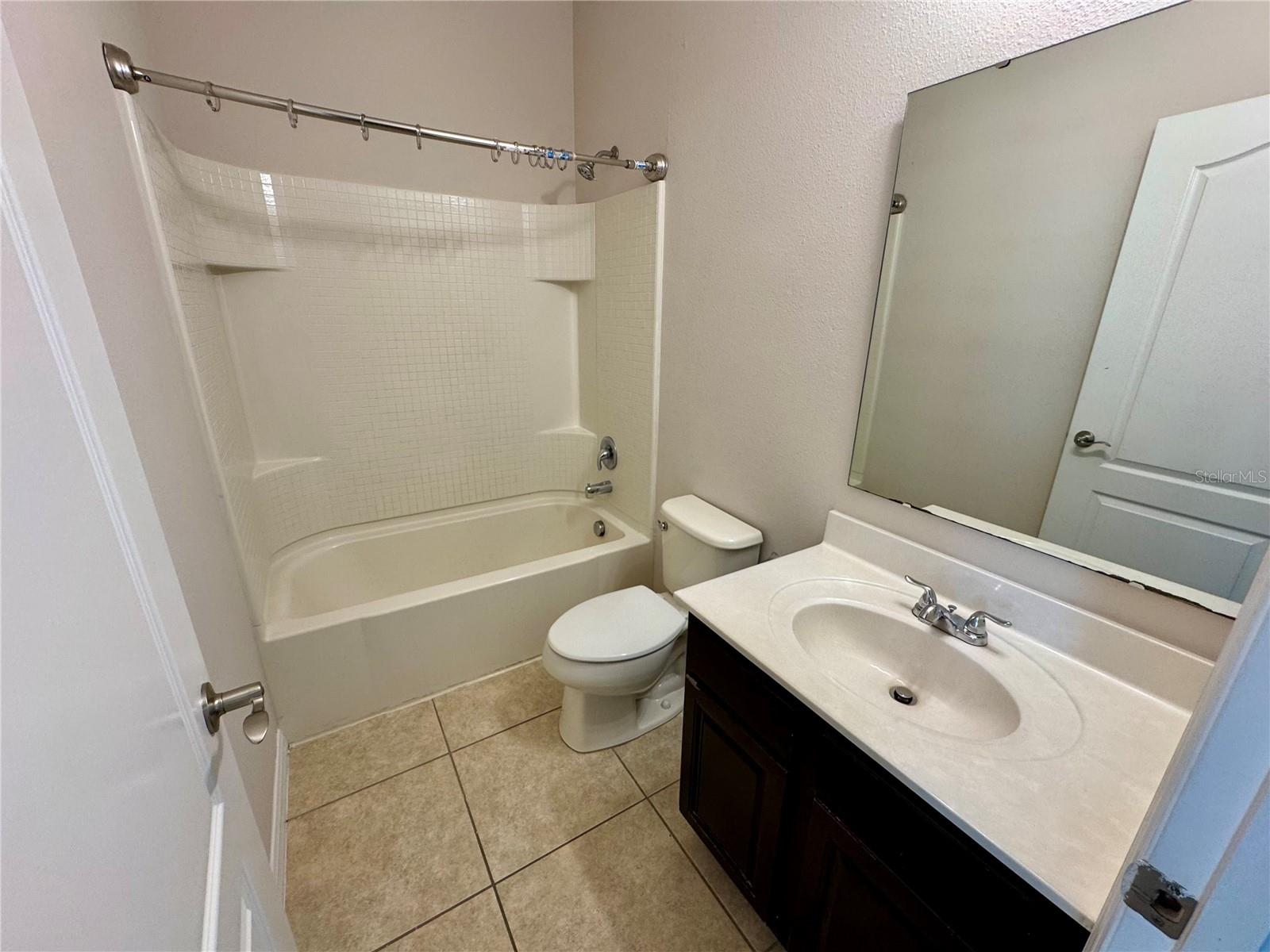 LAKE BURDEN SOUTH PH 2 - Residential Lease