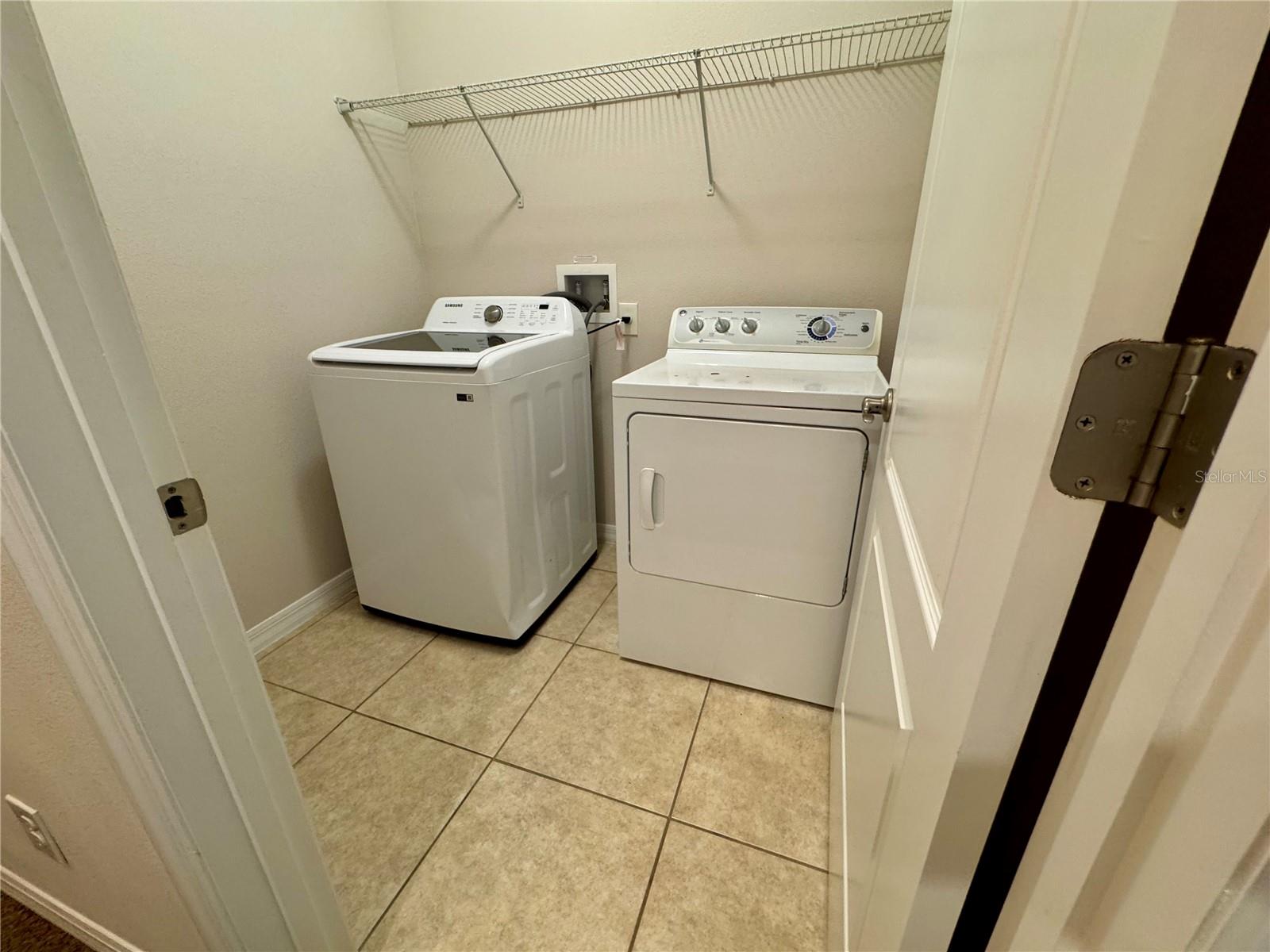 LAKE BURDEN SOUTH PH 2 - Residential Lease