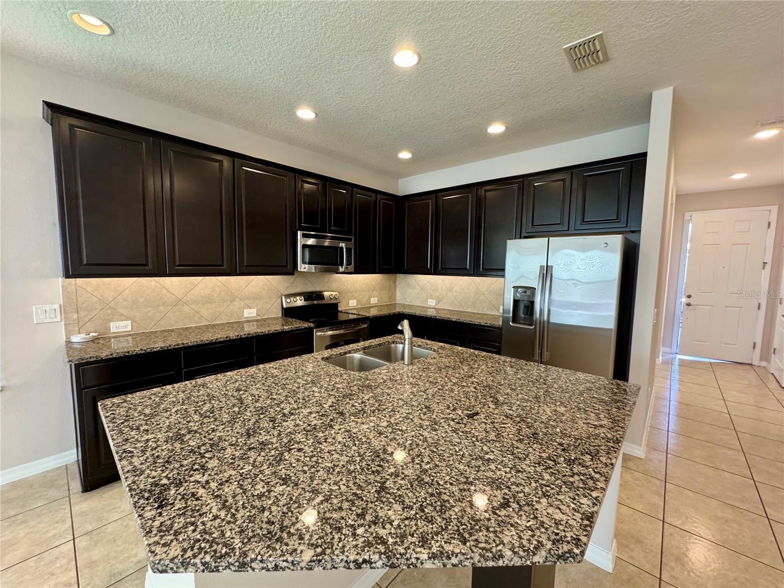 LAKE BURDEN SOUTH PH 2 - Residential Lease