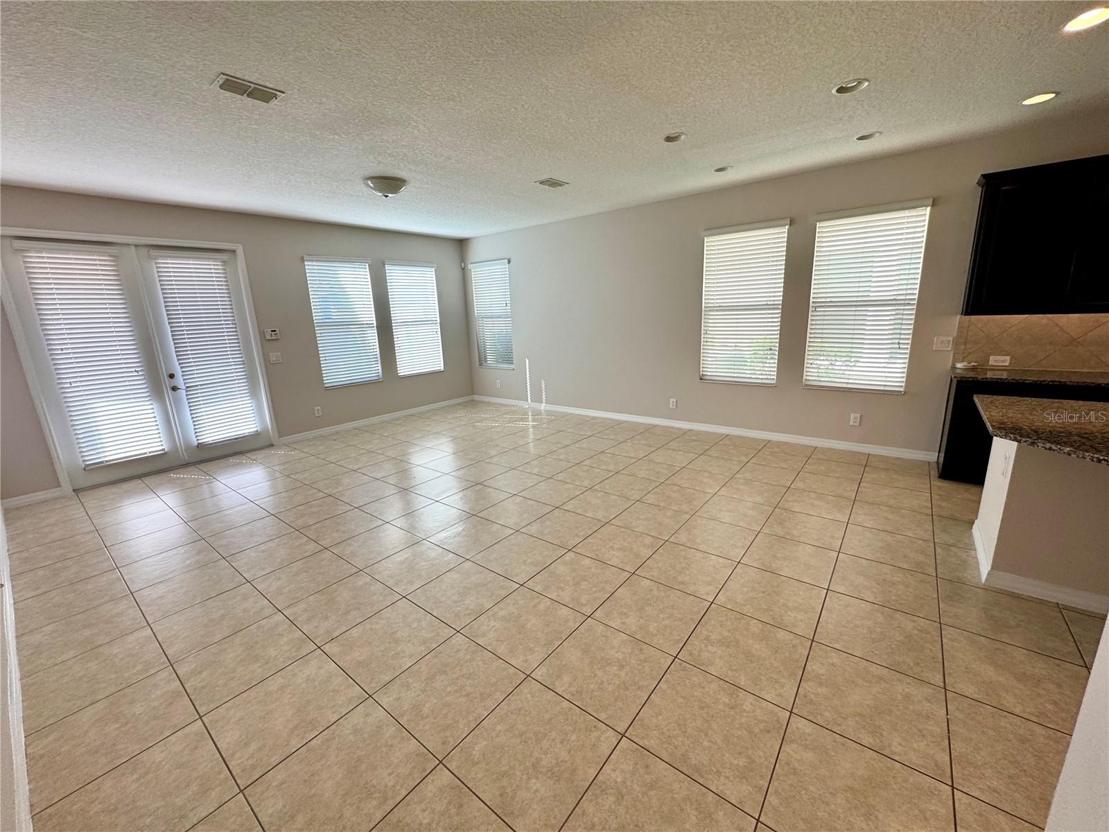 LAKE BURDEN SOUTH PH 2 - Residential Lease