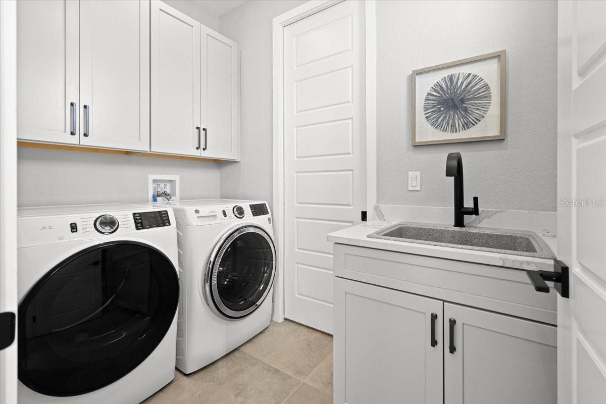 ROTONDA SANDS - Residential