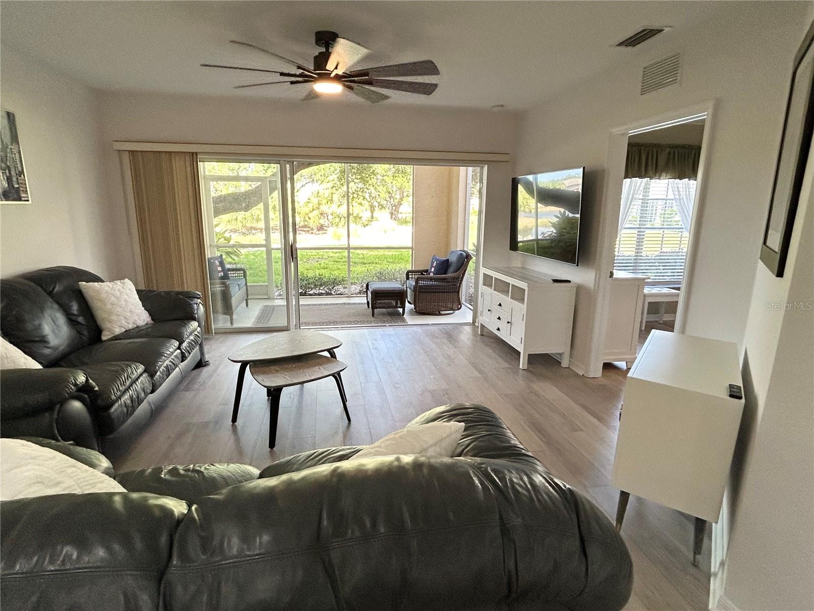 WATERSIDE CLUB III AT HERITAGE OAK PARK - Residential