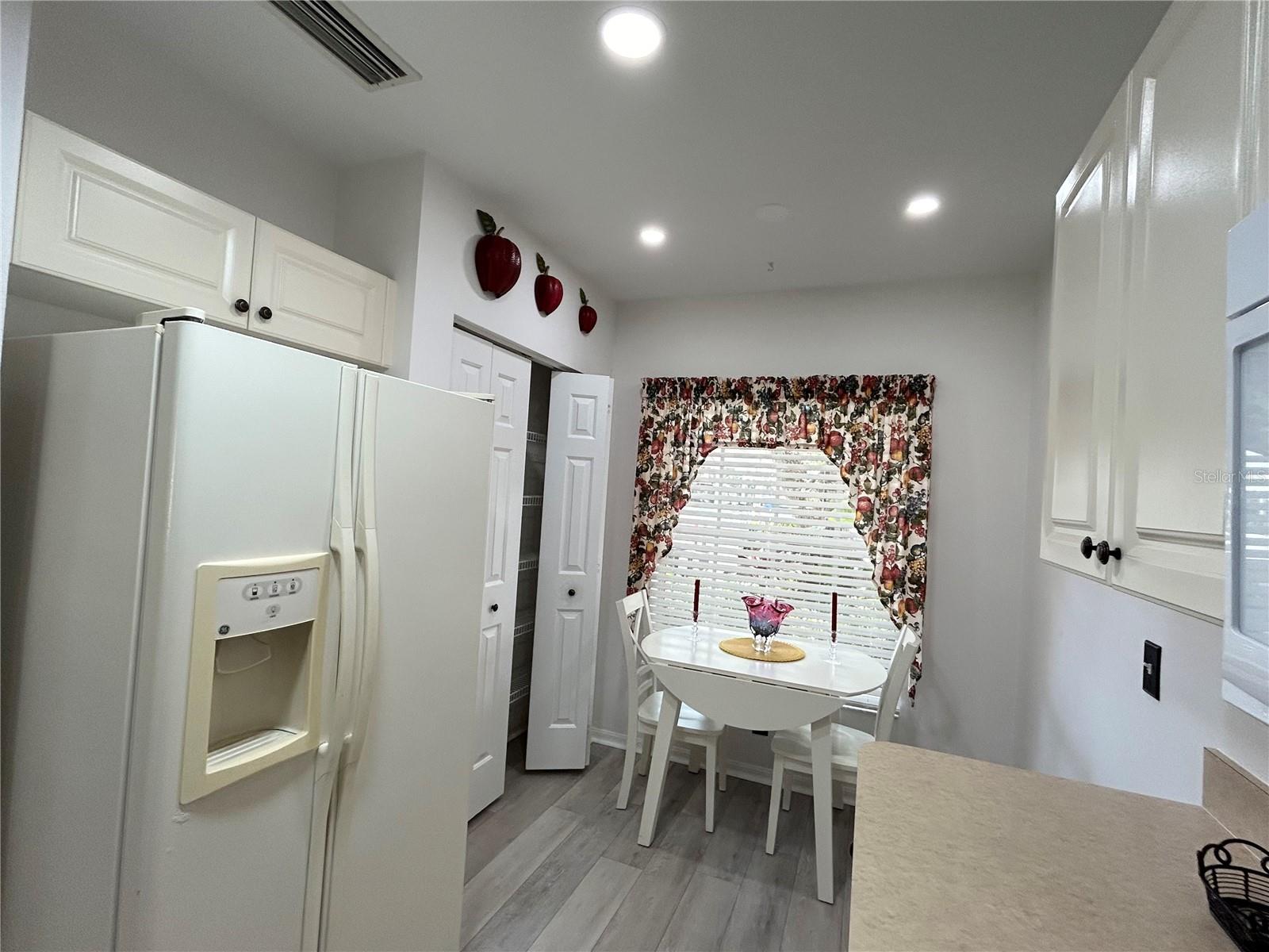 WATERSIDE CLUB III AT HERITAGE OAK PARK - Residential