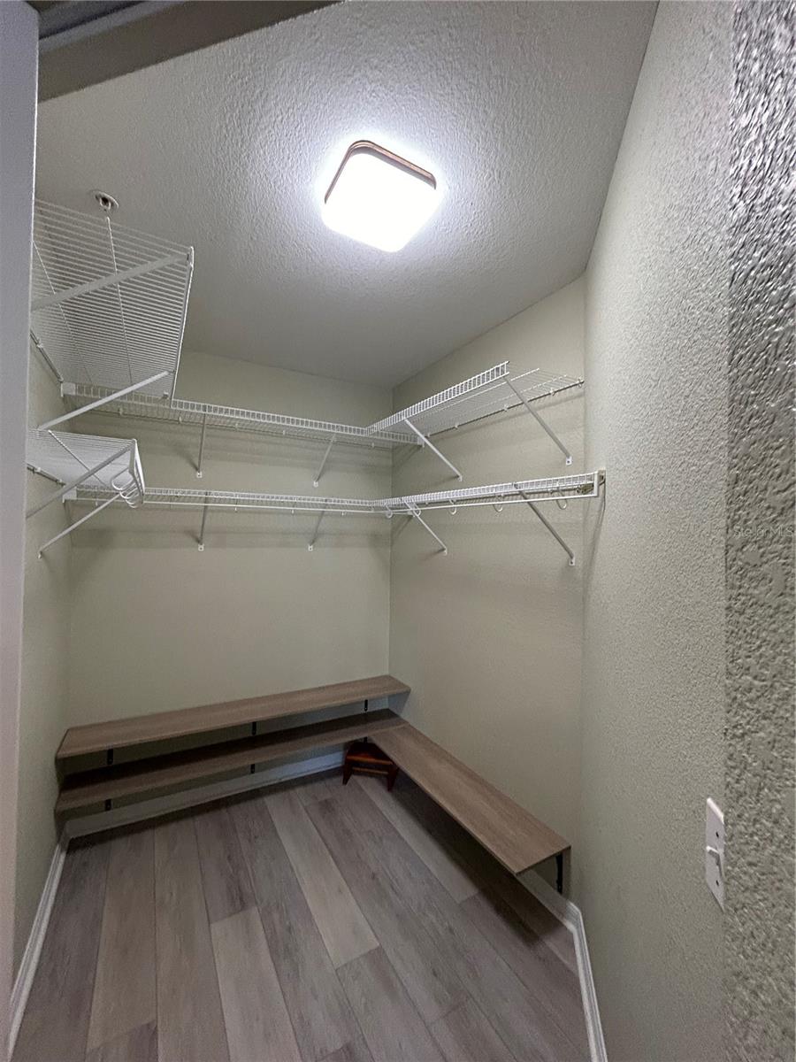 WATERSIDE CLUB III AT HERITAGE OAK PARK - Residential