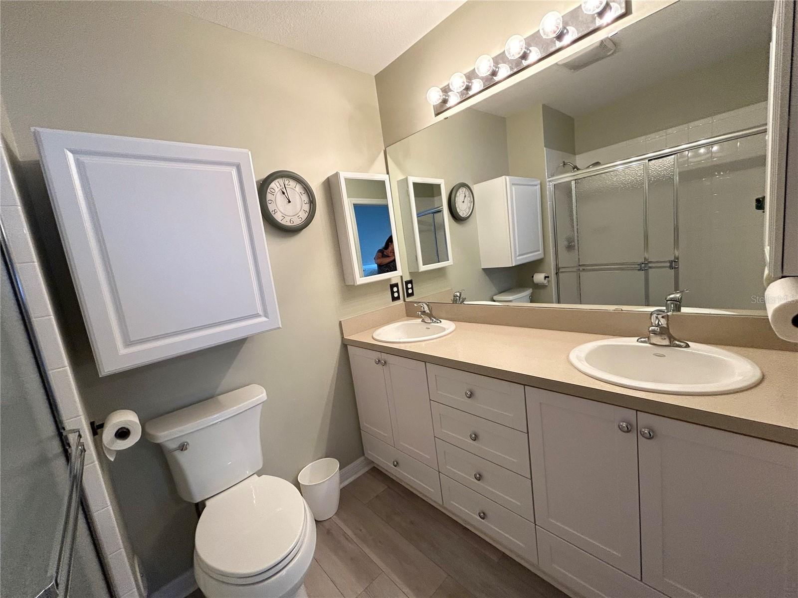 WATERSIDE CLUB III AT HERITAGE OAK PARK - Residential