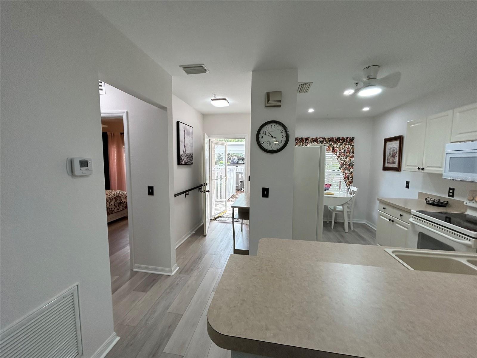 WATERSIDE CLUB III AT HERITAGE OAK PARK - Residential