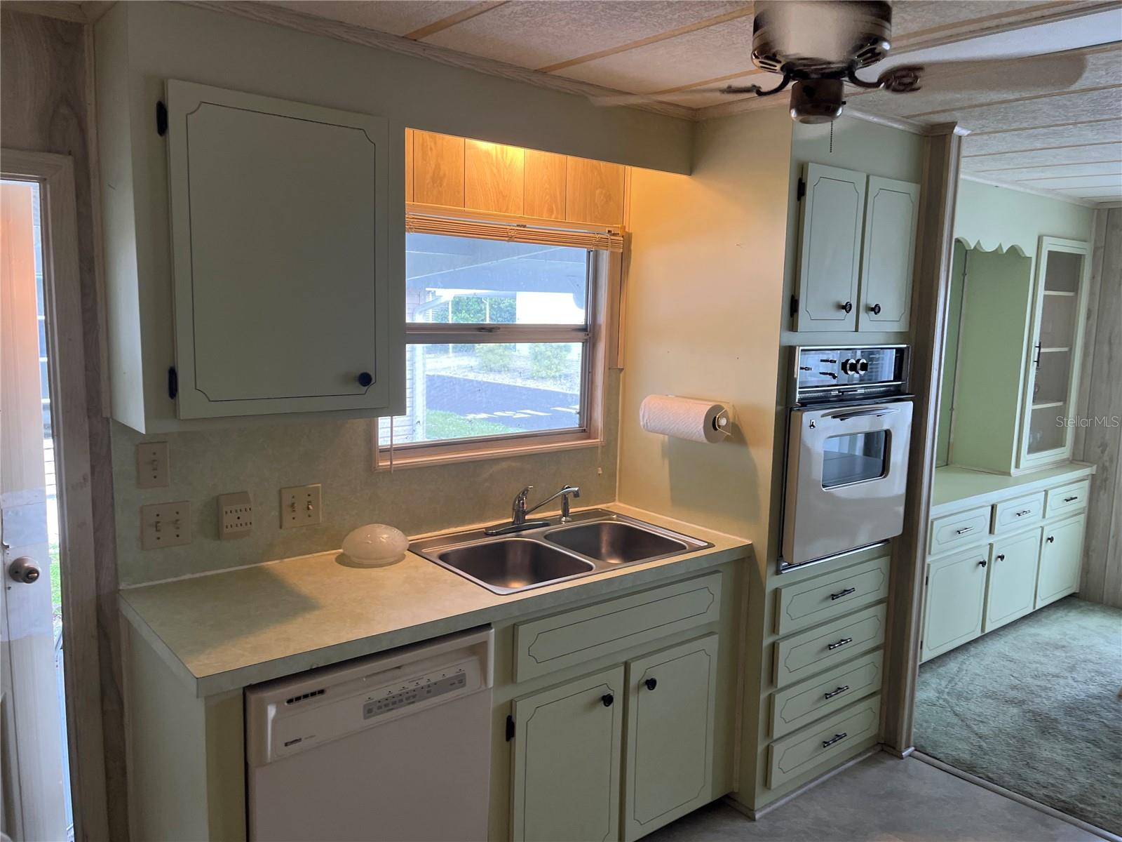 807 JOLANDA CIRCLE