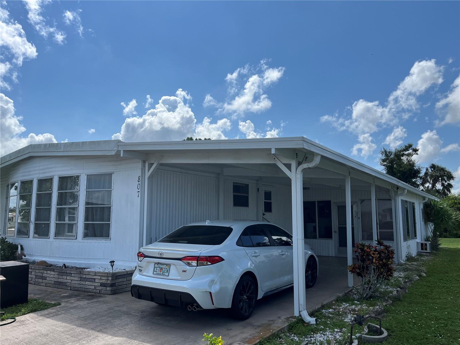 807 JOLANDA CIRCLE