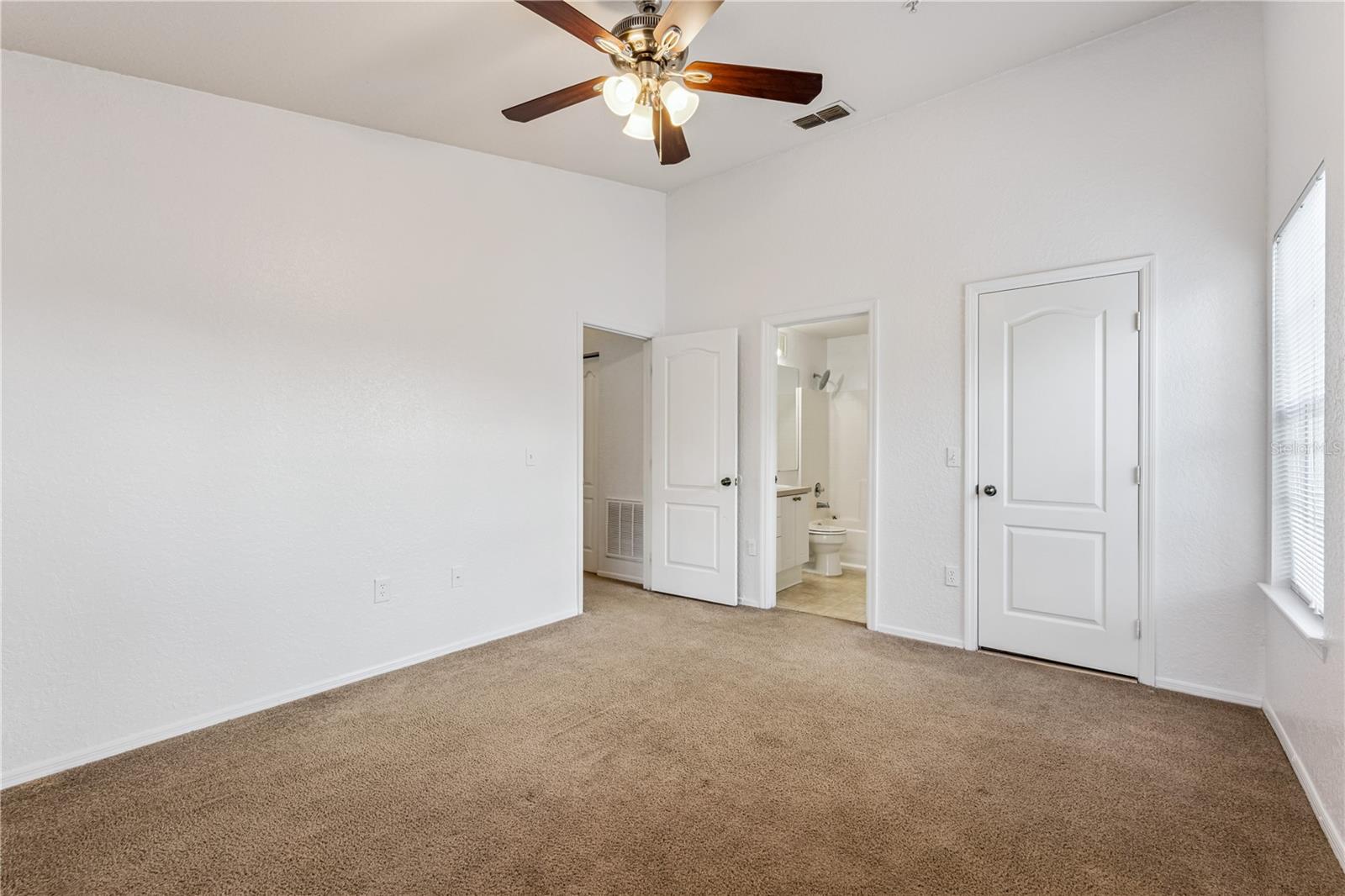 GRAND RESERVE/KIRKMAN PARKE CO - Residential