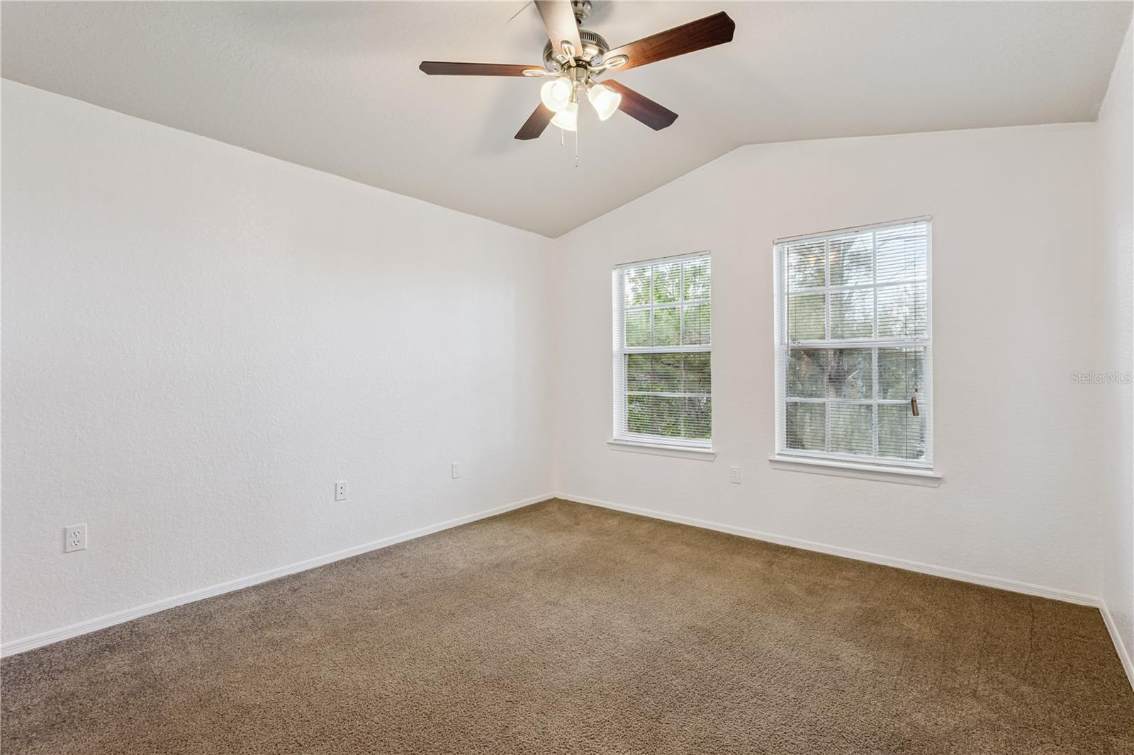 GRAND RESERVE/KIRKMAN PARKE CO - Residential